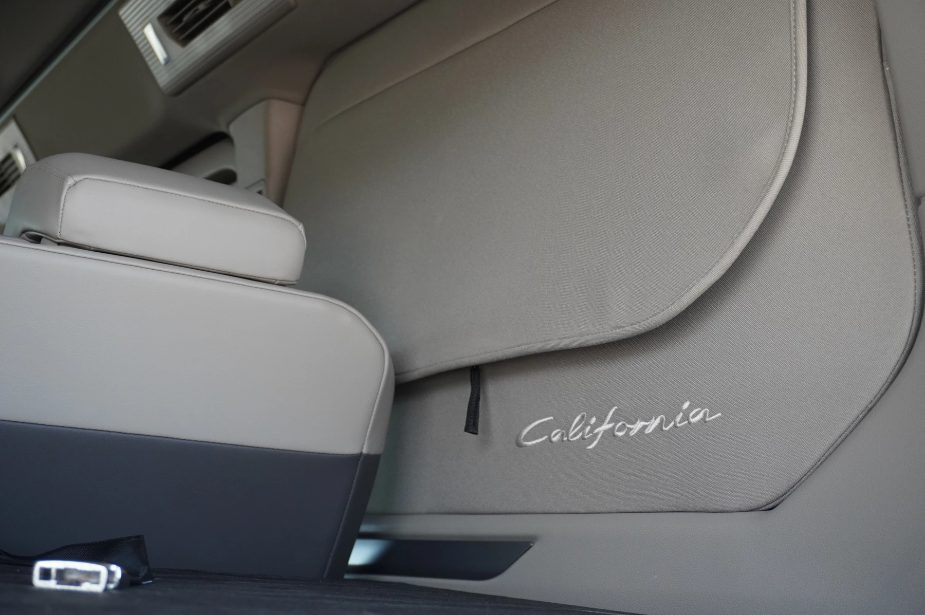 Volkswagen-California-image-23