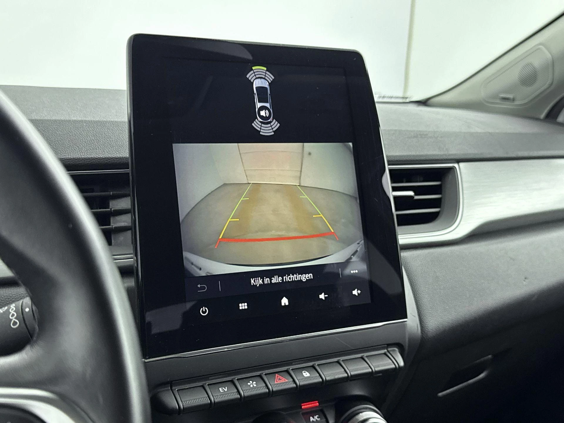 Renault-Captur-image-10