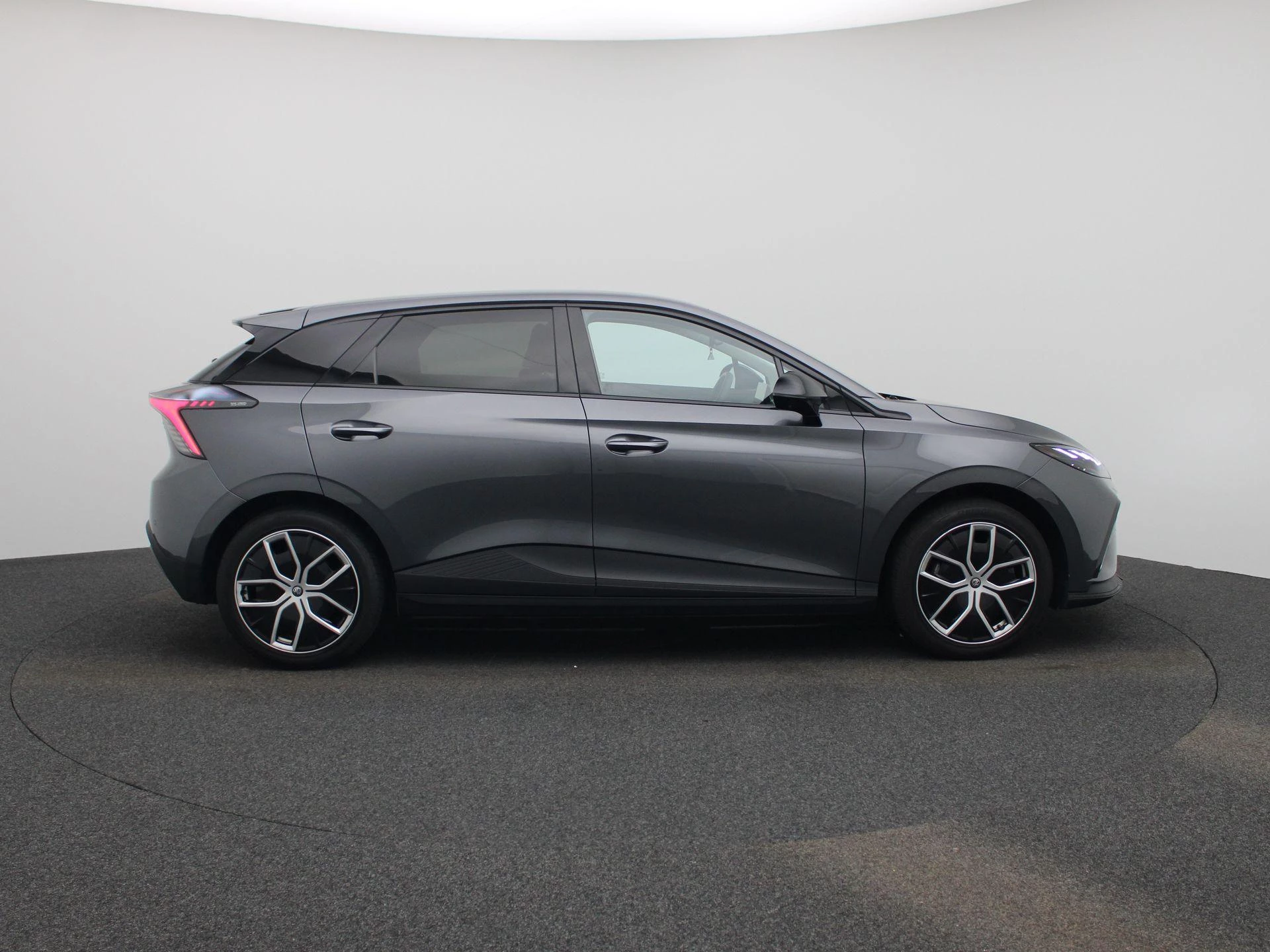 MG MG4 EV Electric Luxury 64 kWh