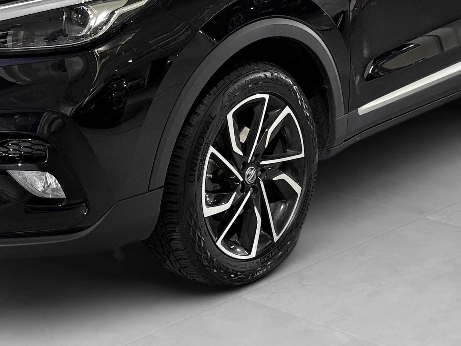MG-ZS-image-19