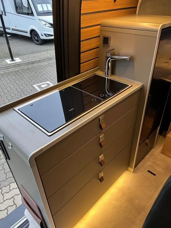 Hymer Grand Canyon S CrossOver - GCS