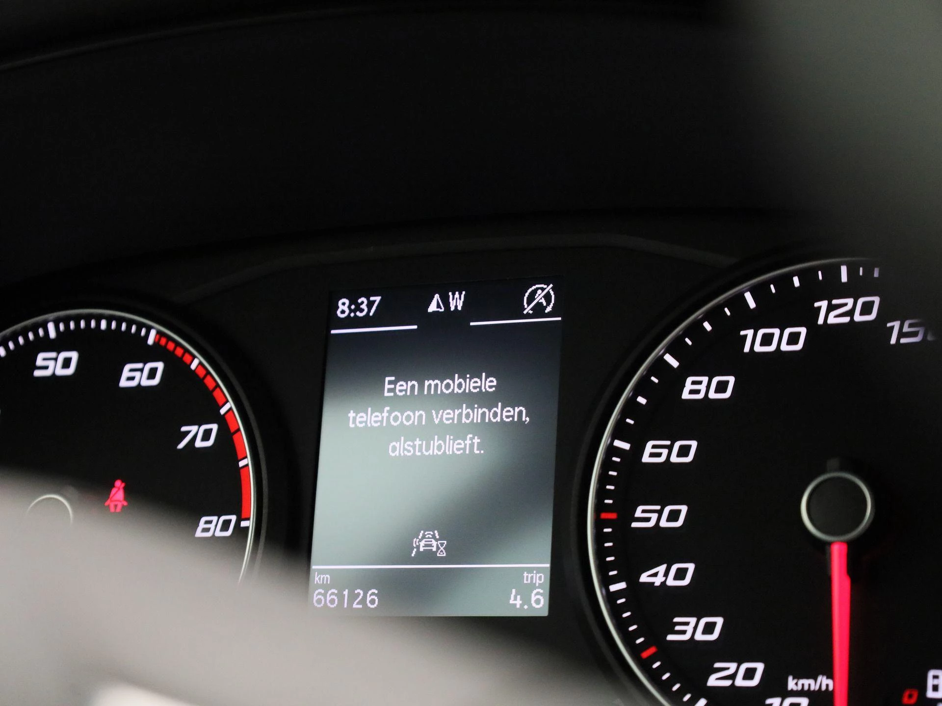 SEAT-Arona-image-24