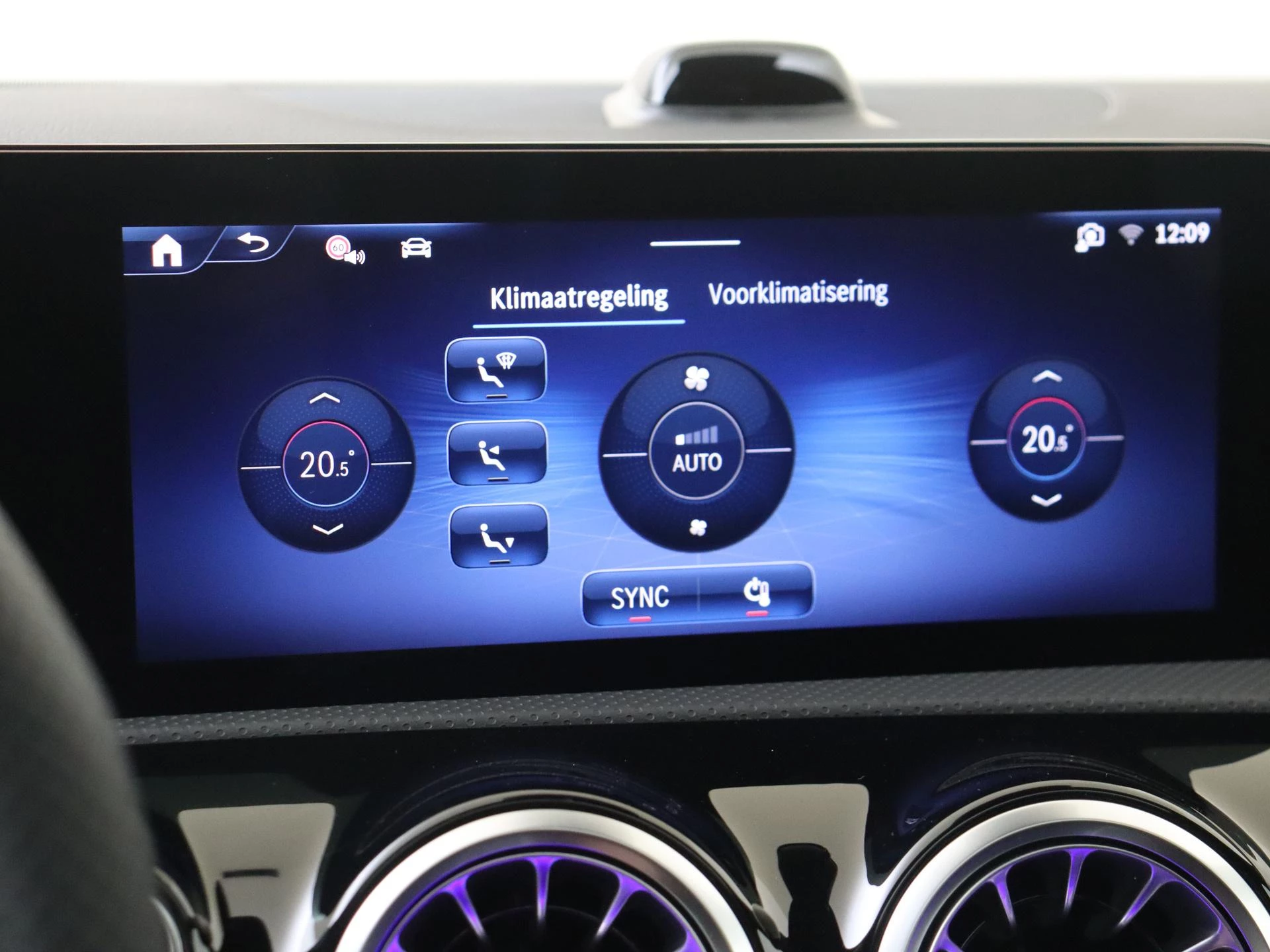 Mercedes-Benz-A-Klasse-image-17