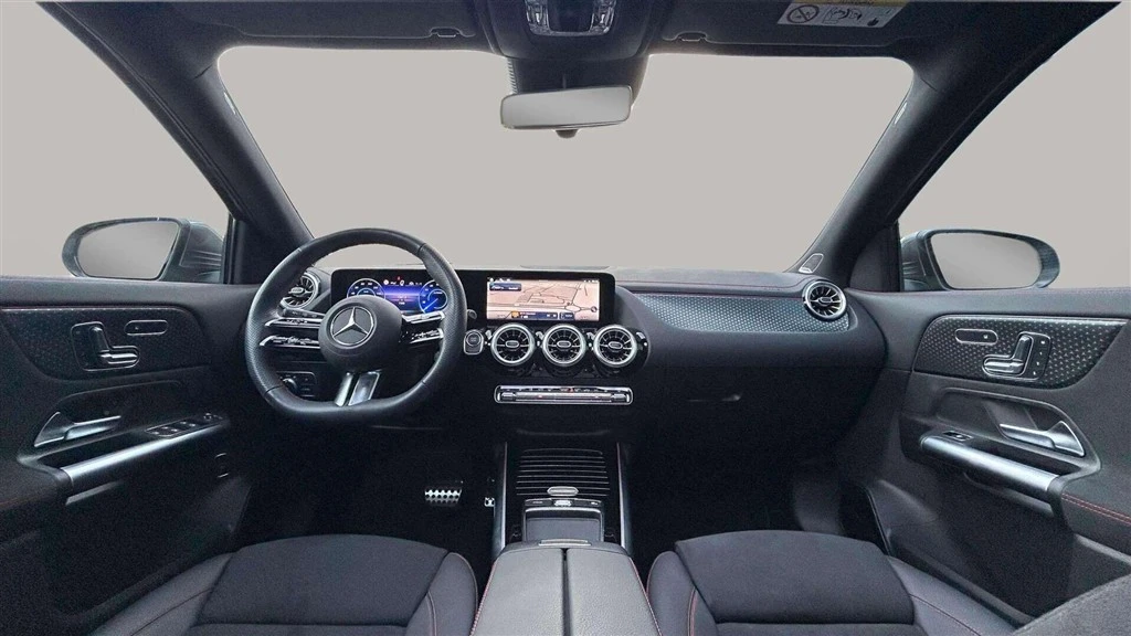 Mercedes-Benz-EQA-image-14