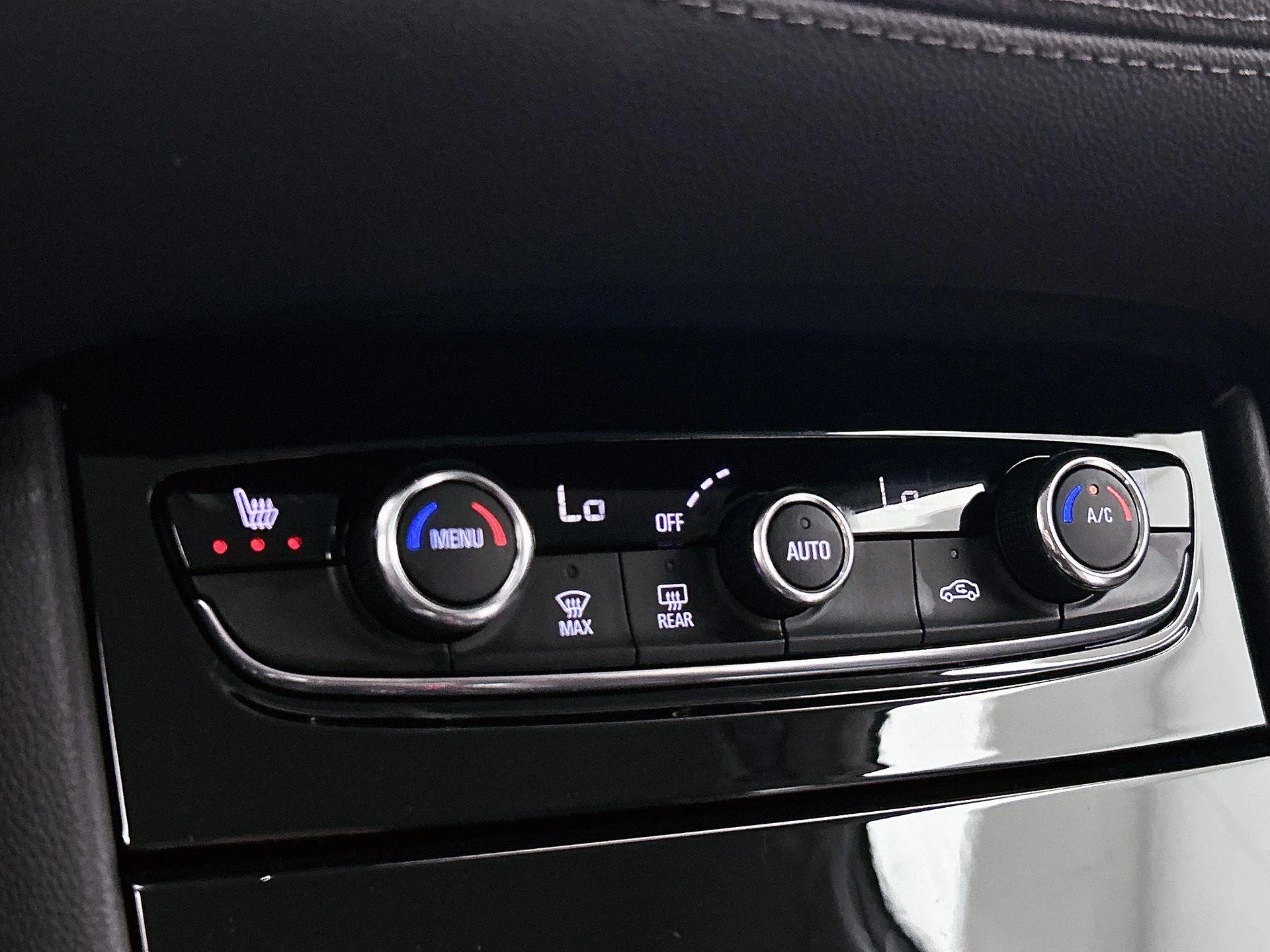Opel-Grandland X-image-24