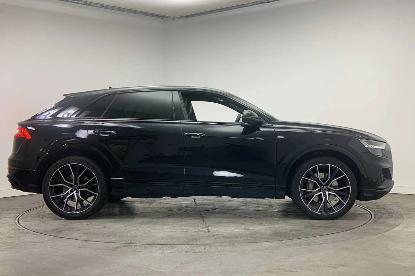 Audi-Q8-image-3
