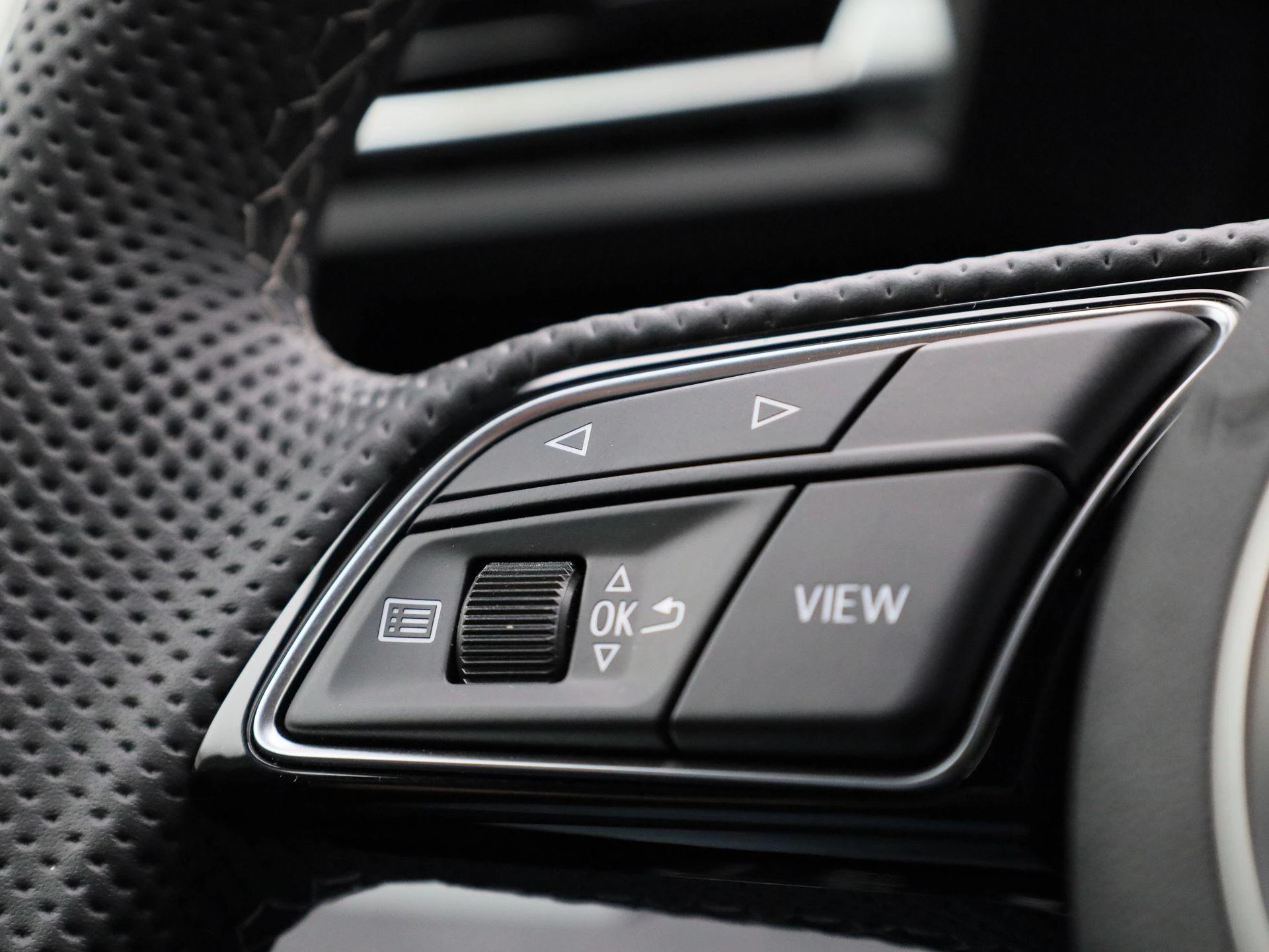 Audi A3 allstreet 40 TFSI e Advanced 204 PK