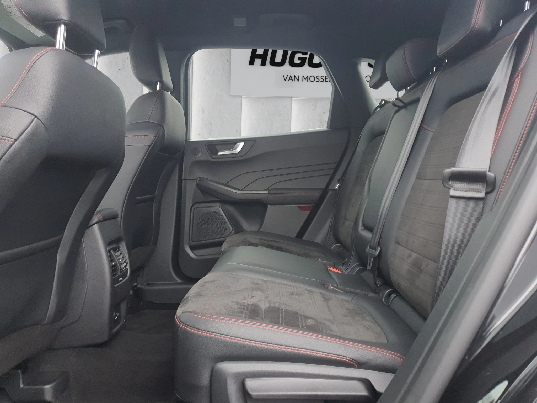 Ford Kuga ST-Line X 1.5 EB LED | Standh | RFK | SHZ | PDC | LMF | Navi | BT