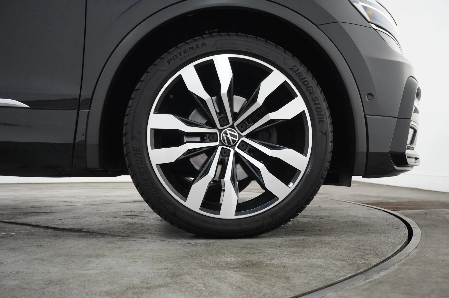 Volkswagen Tiguan 1.5 TSi EVO 150 R-Line Tech 5dr DSG