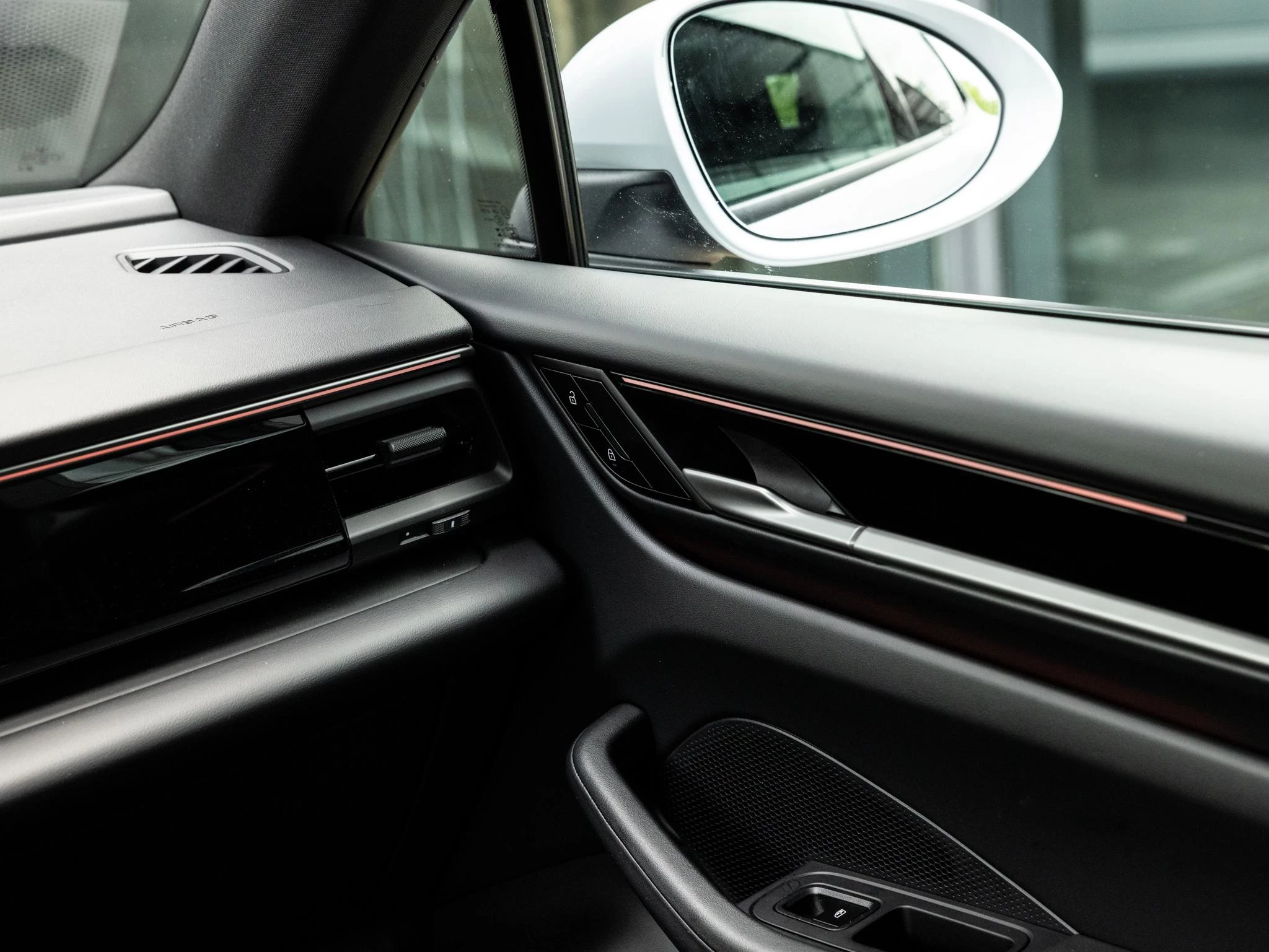 Porsche-Macan-image-22