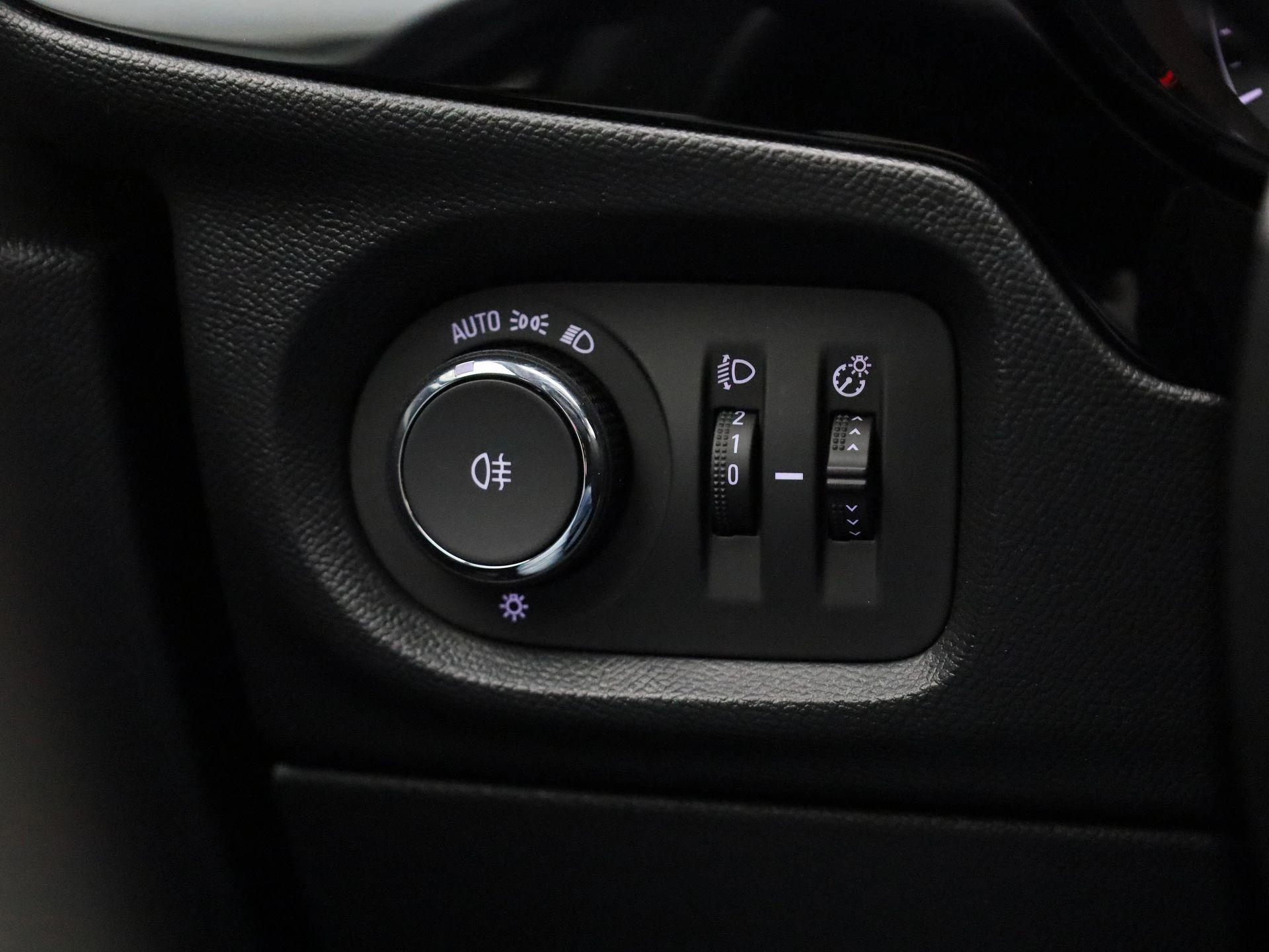 Opel-Corsa-image-21