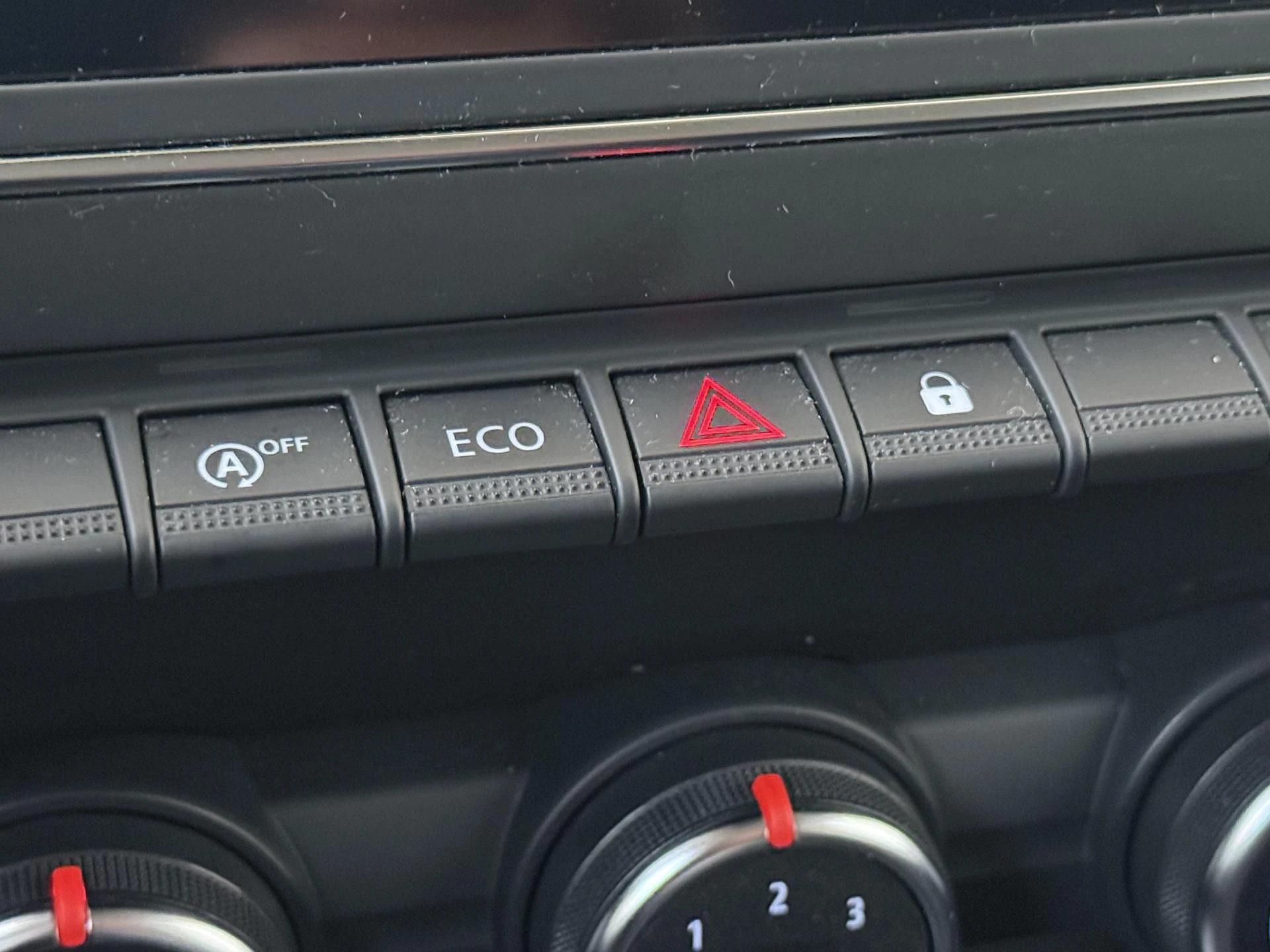 Renault-Captur-image-19