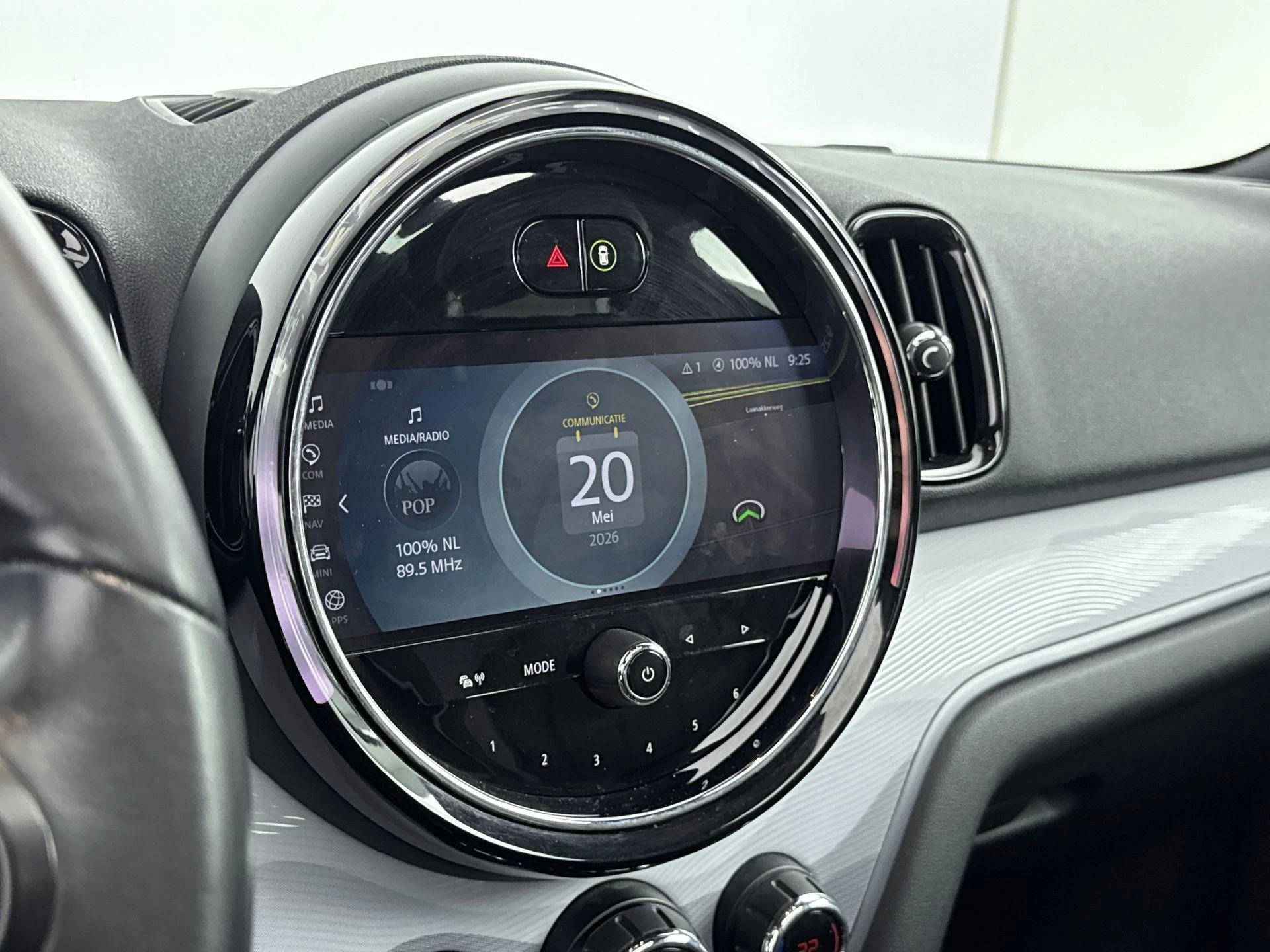 MINI-Countryman-image-11