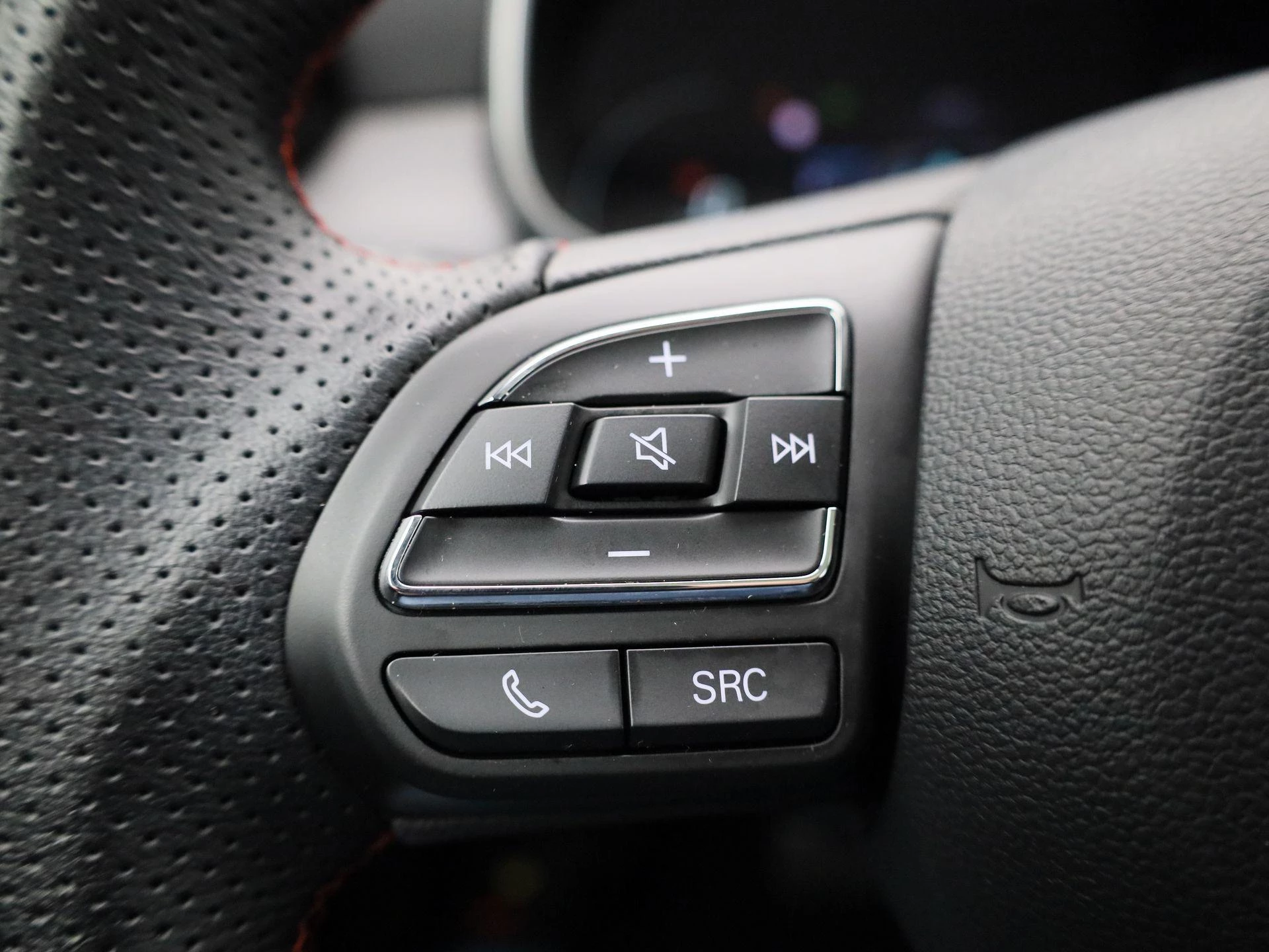 MG-ZS EV-image-19