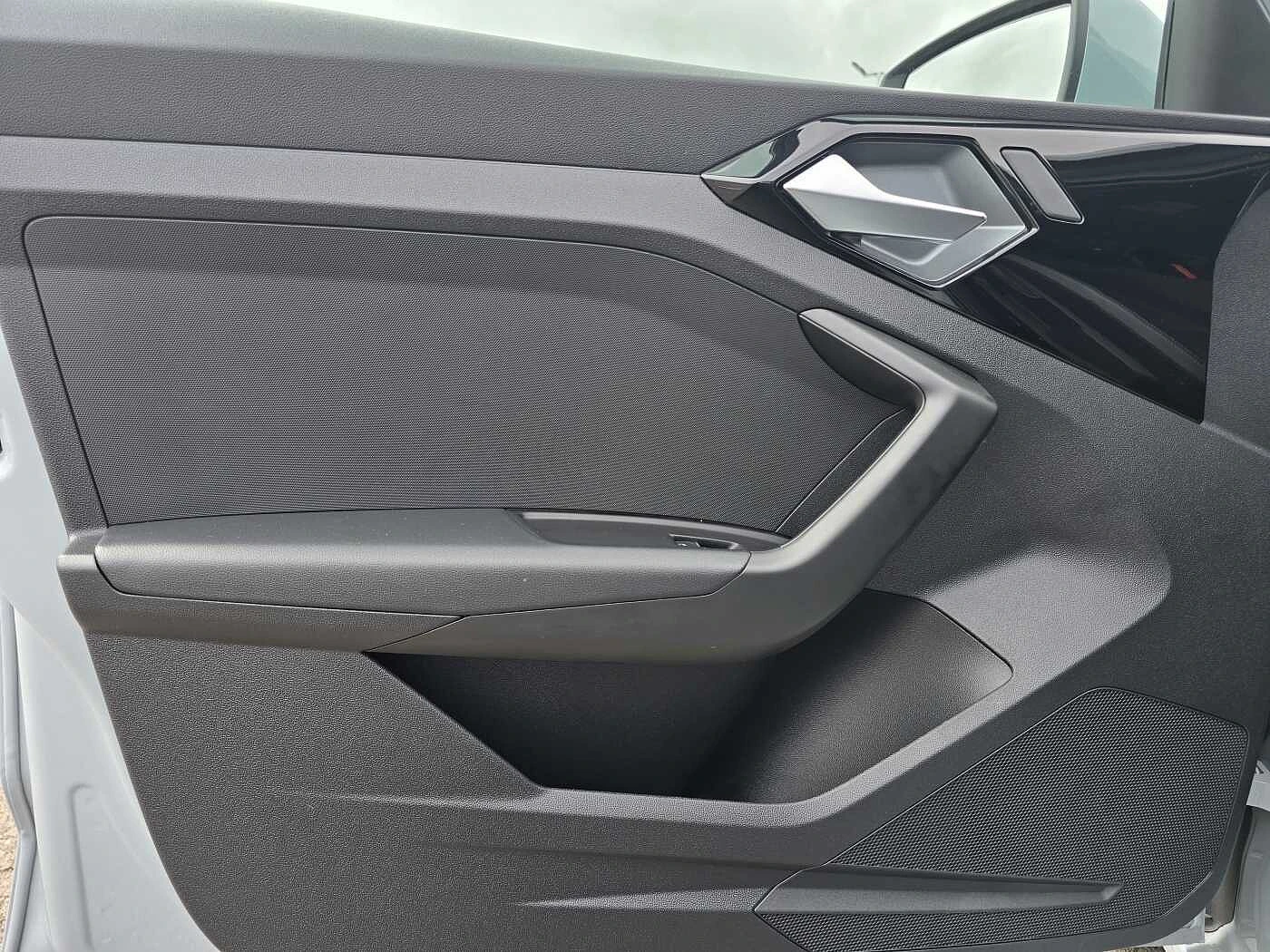 Audi-A1 Sportback-image-42