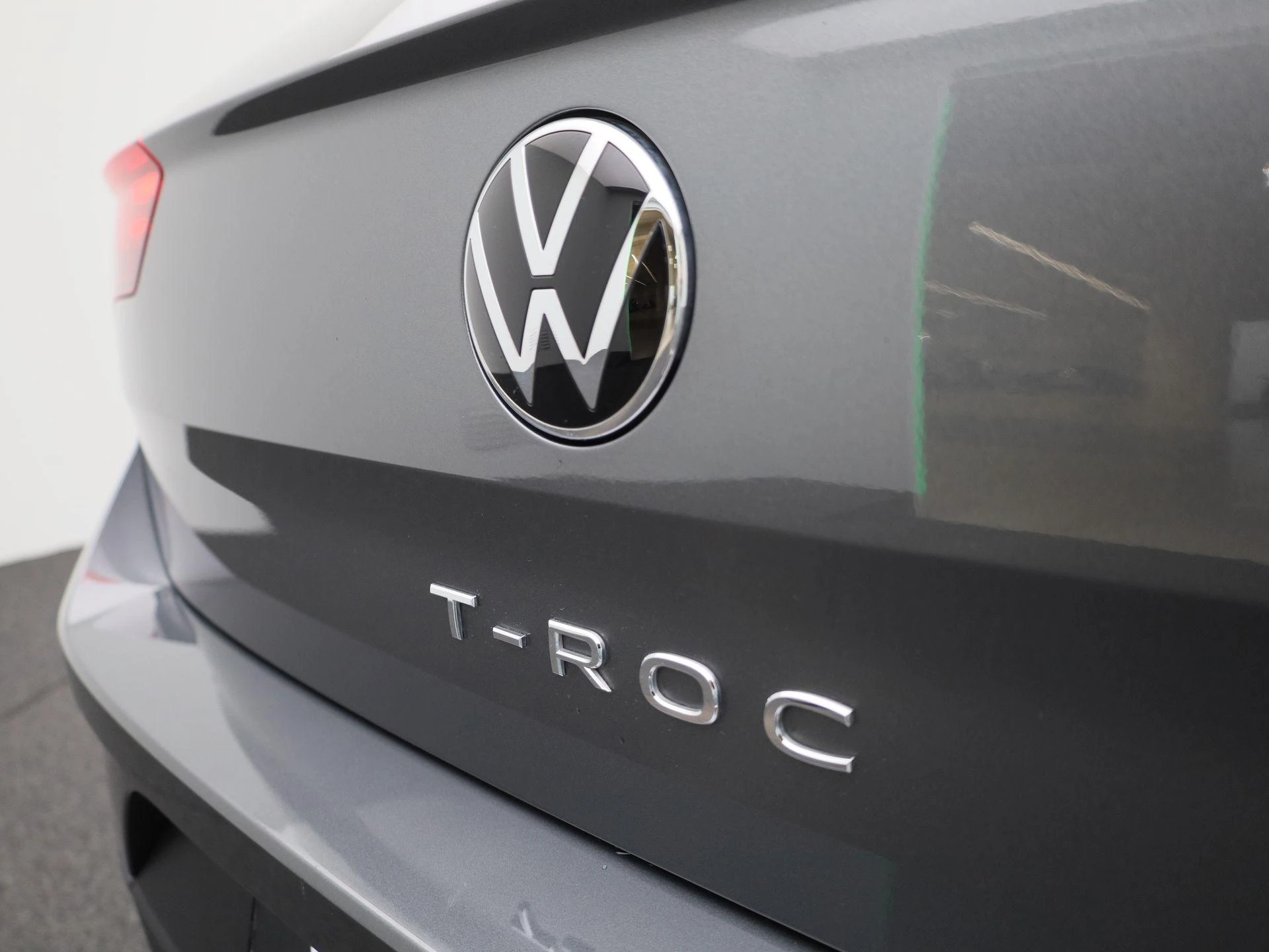 Volkswagen-T-Roc-image-34
