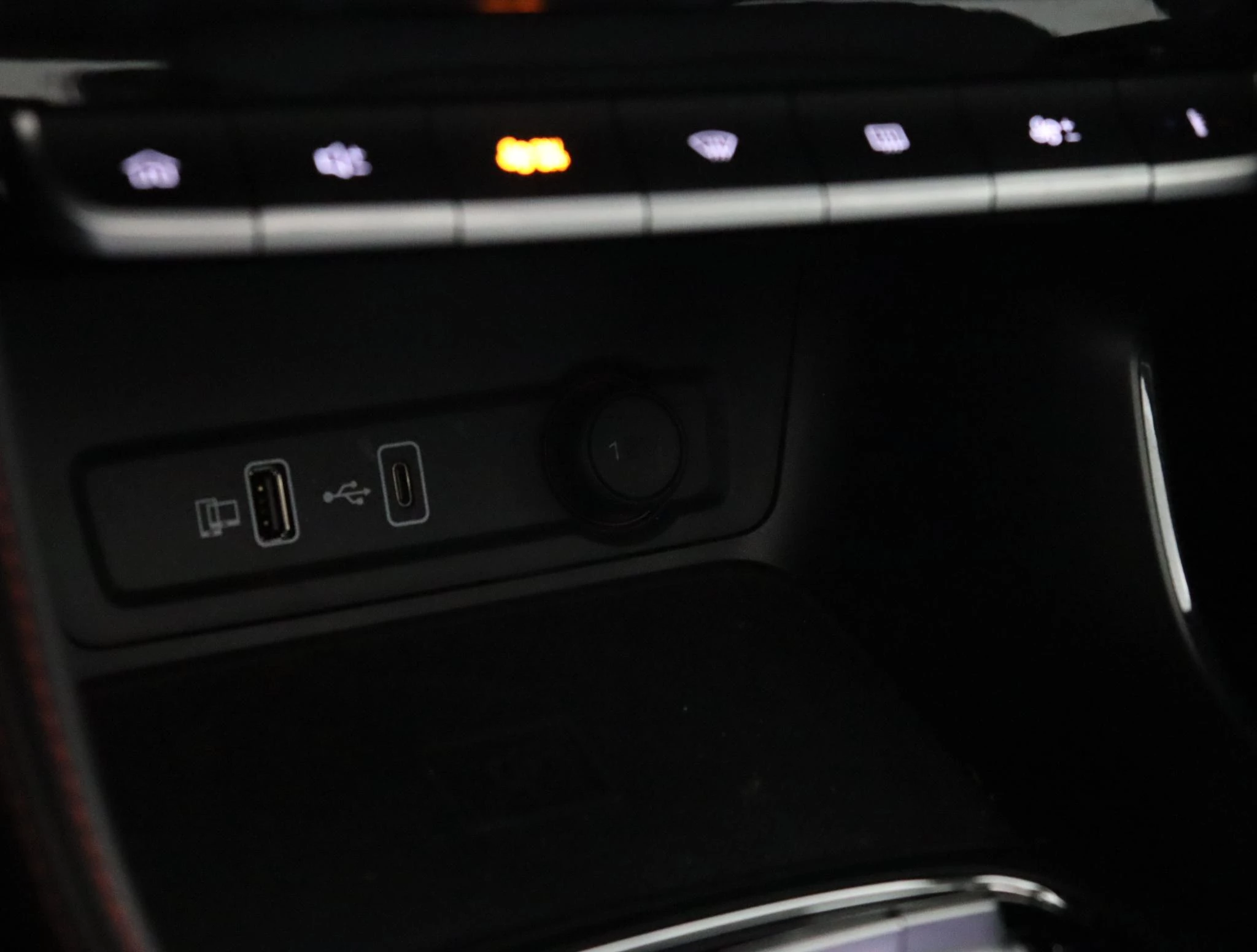 MG-ZS EV-image-53