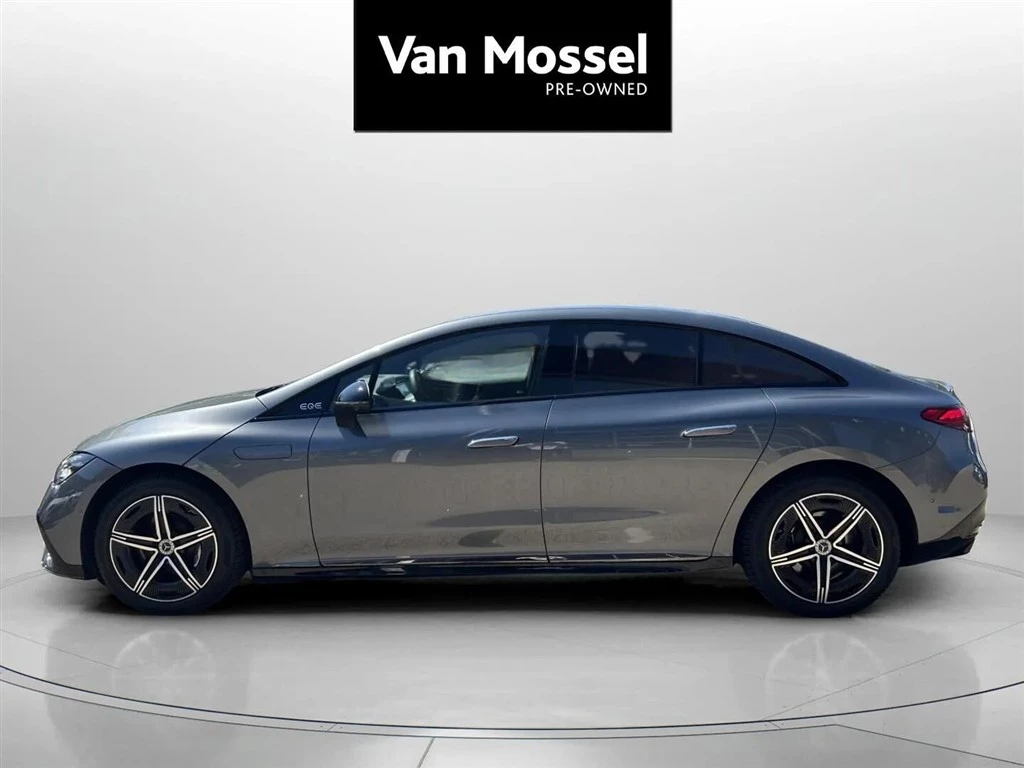 Mercedes-Benz-EQE-image-7