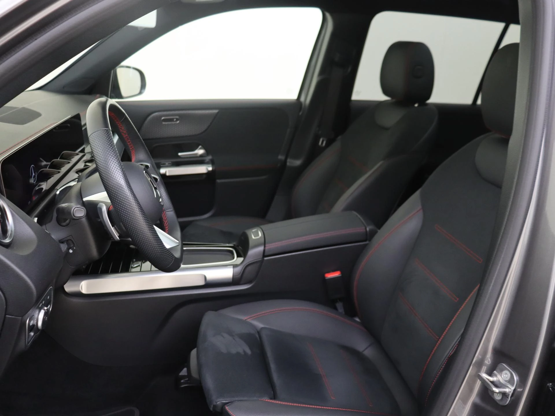 Mercedes-Benz EQB 250+ Business Solution AMG 71 kWh