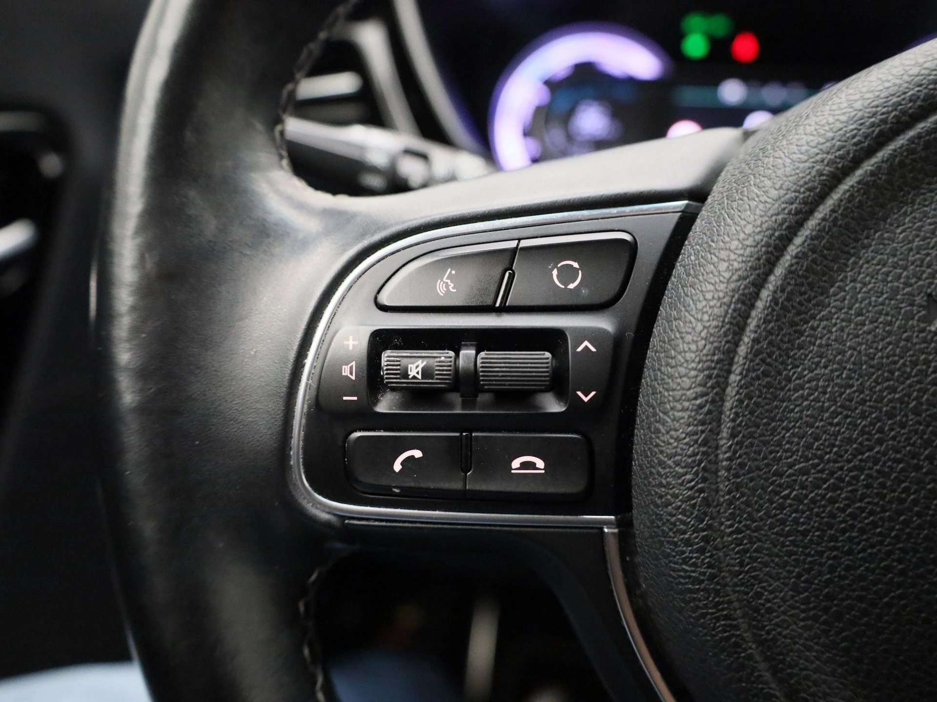 Kia-Niro-image-16