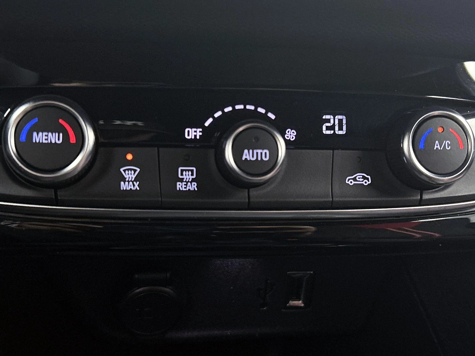 Opel-Corsa-image-17