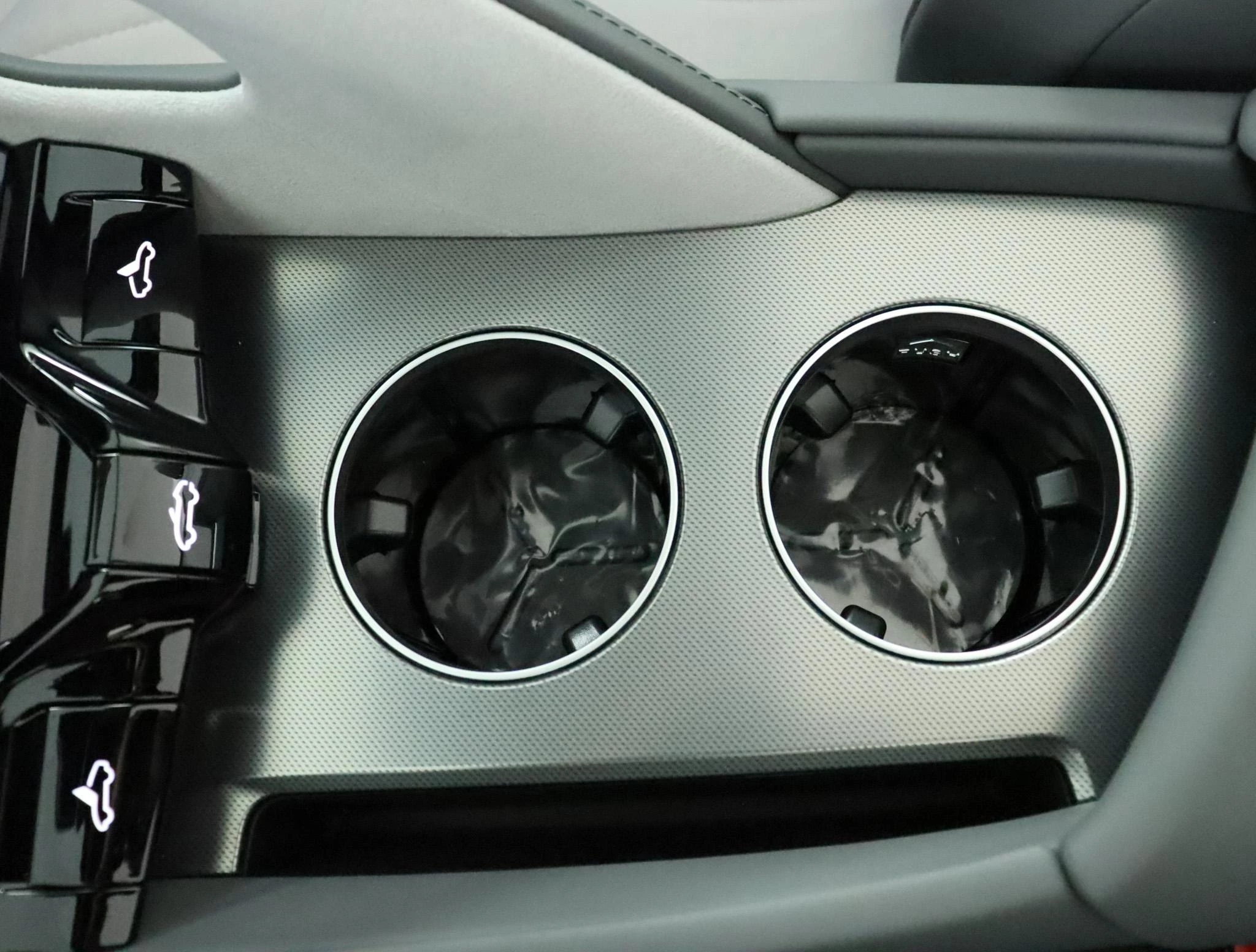 MG Cyberster Trophy Extended Range 77kWh