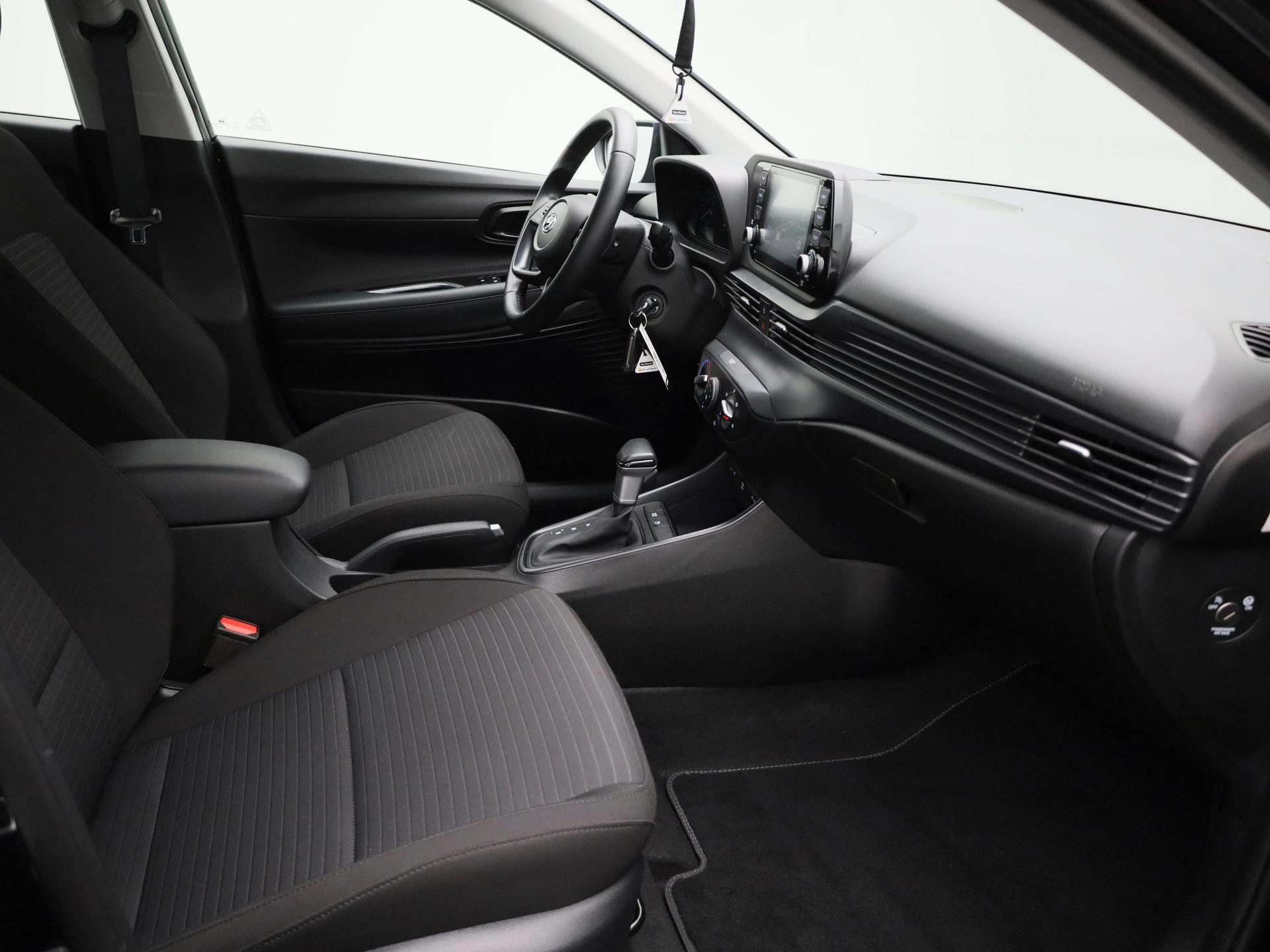 Hyundai-i20-image-26