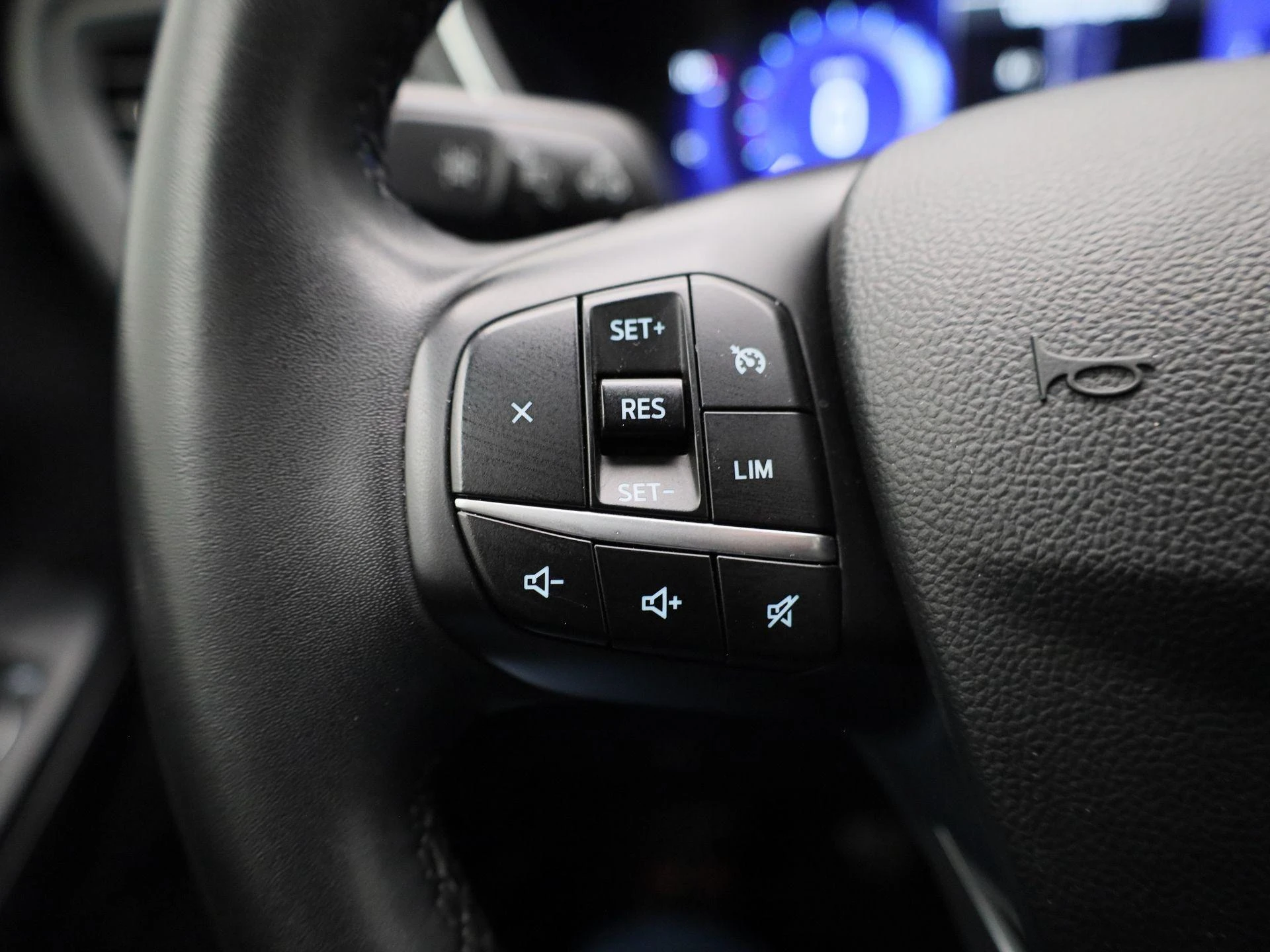 Ford-Kuga-image-17