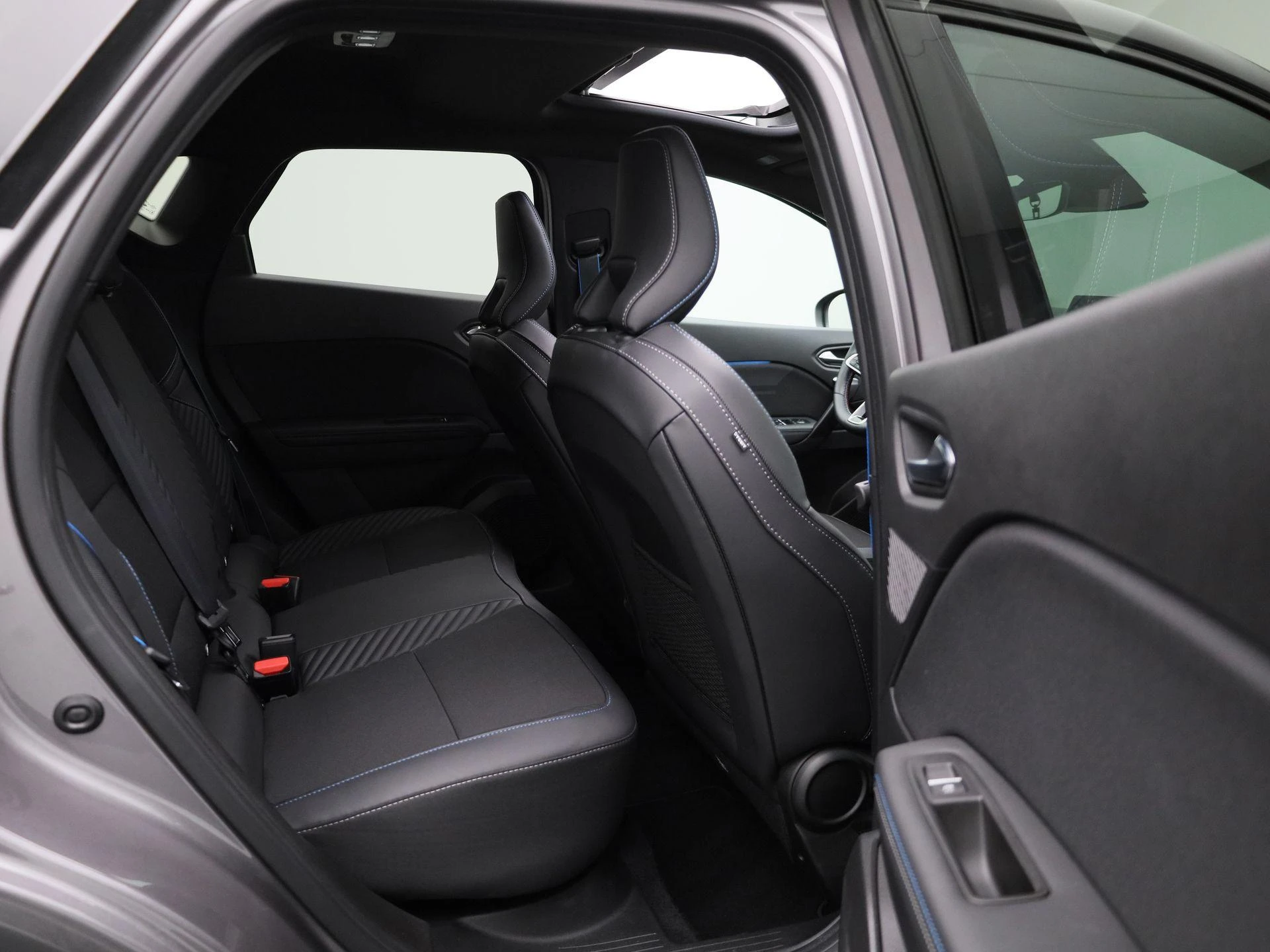 Renault-Captur-image-38