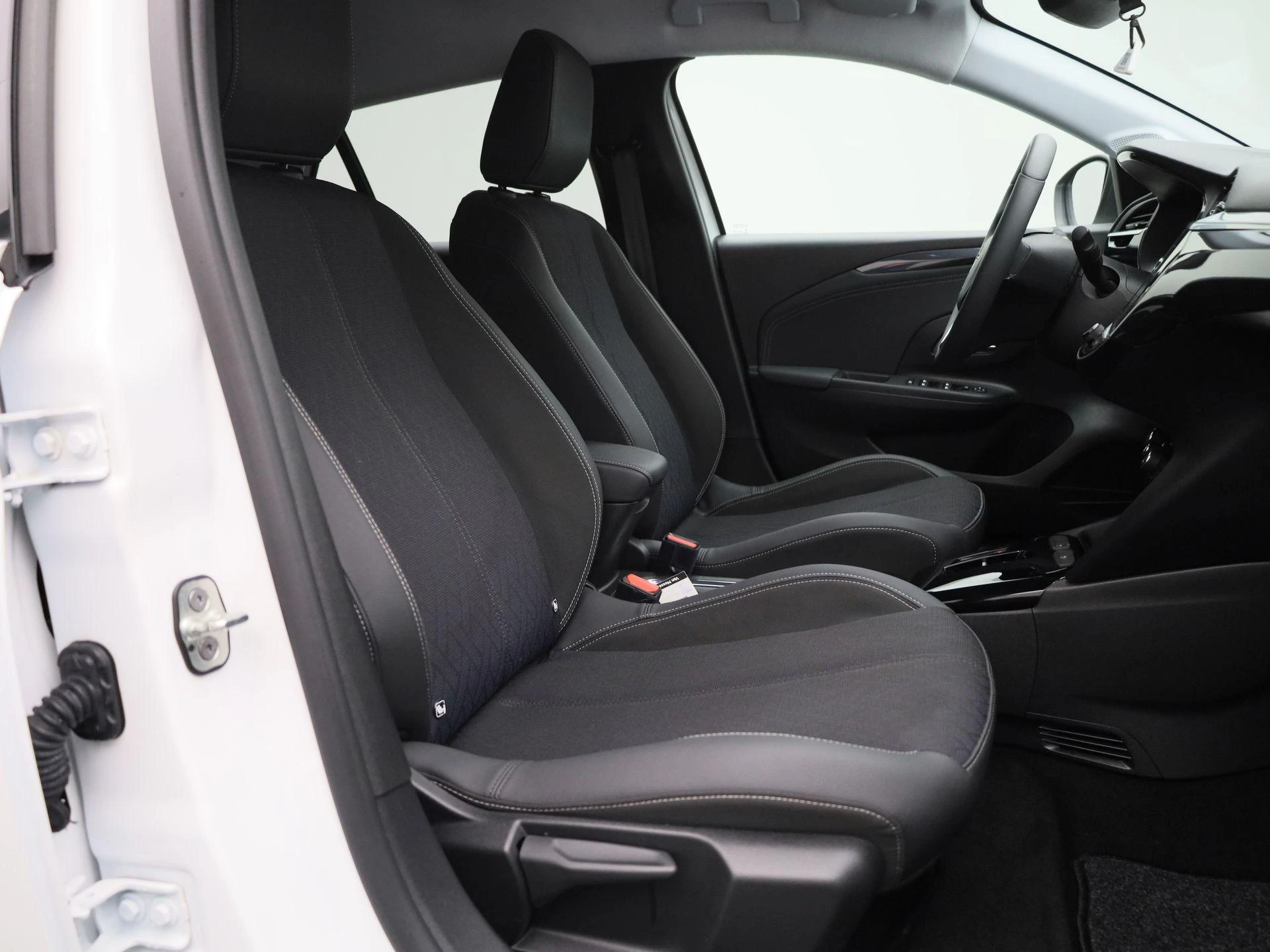 Opel-Corsa-e-image-29