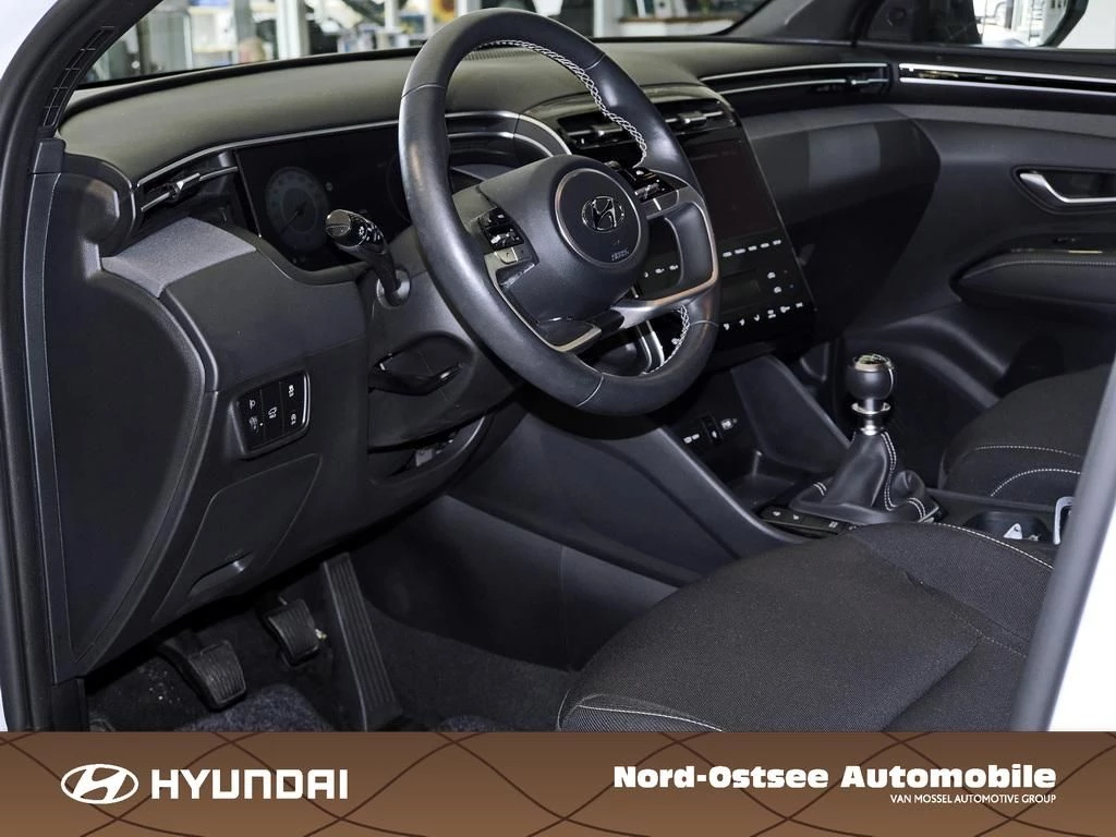 Hyundai Tucson 1.6 T-GDI ADVANTAGE 2WD SHZ LHZ NAVI LED
