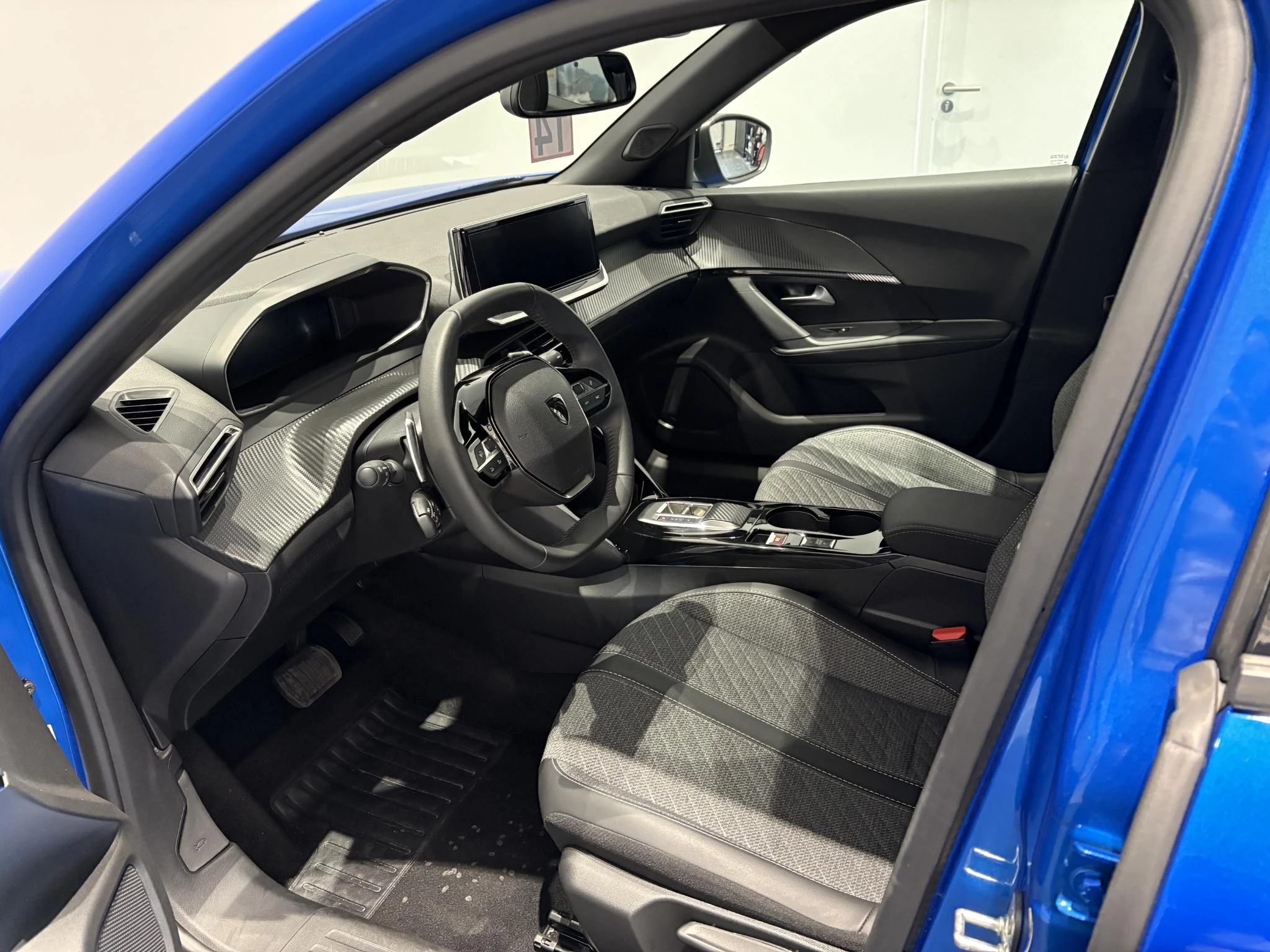 Peugeot 2008 1.2 PureTech 130 Allure