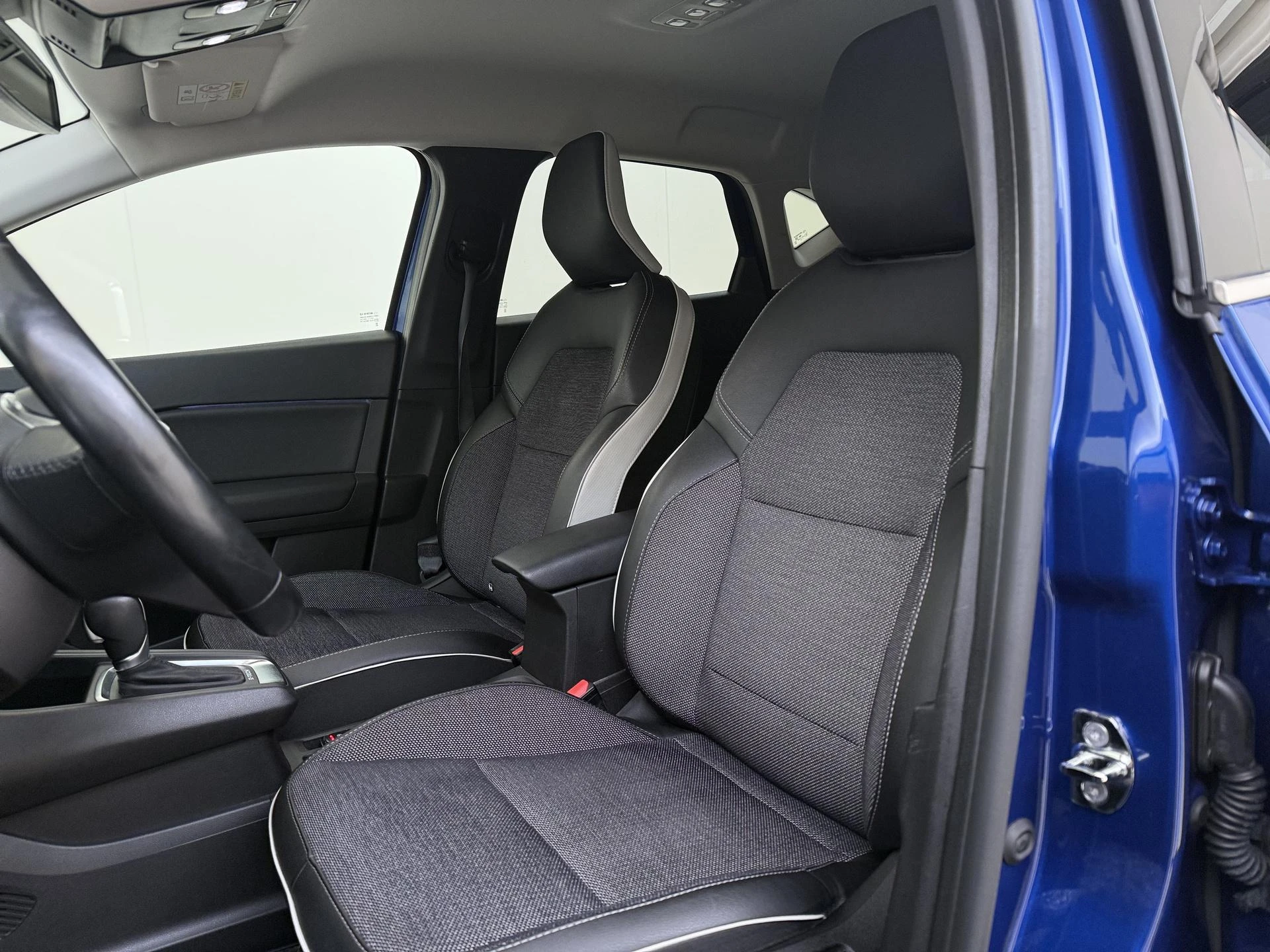 Renault-Captur-image-14