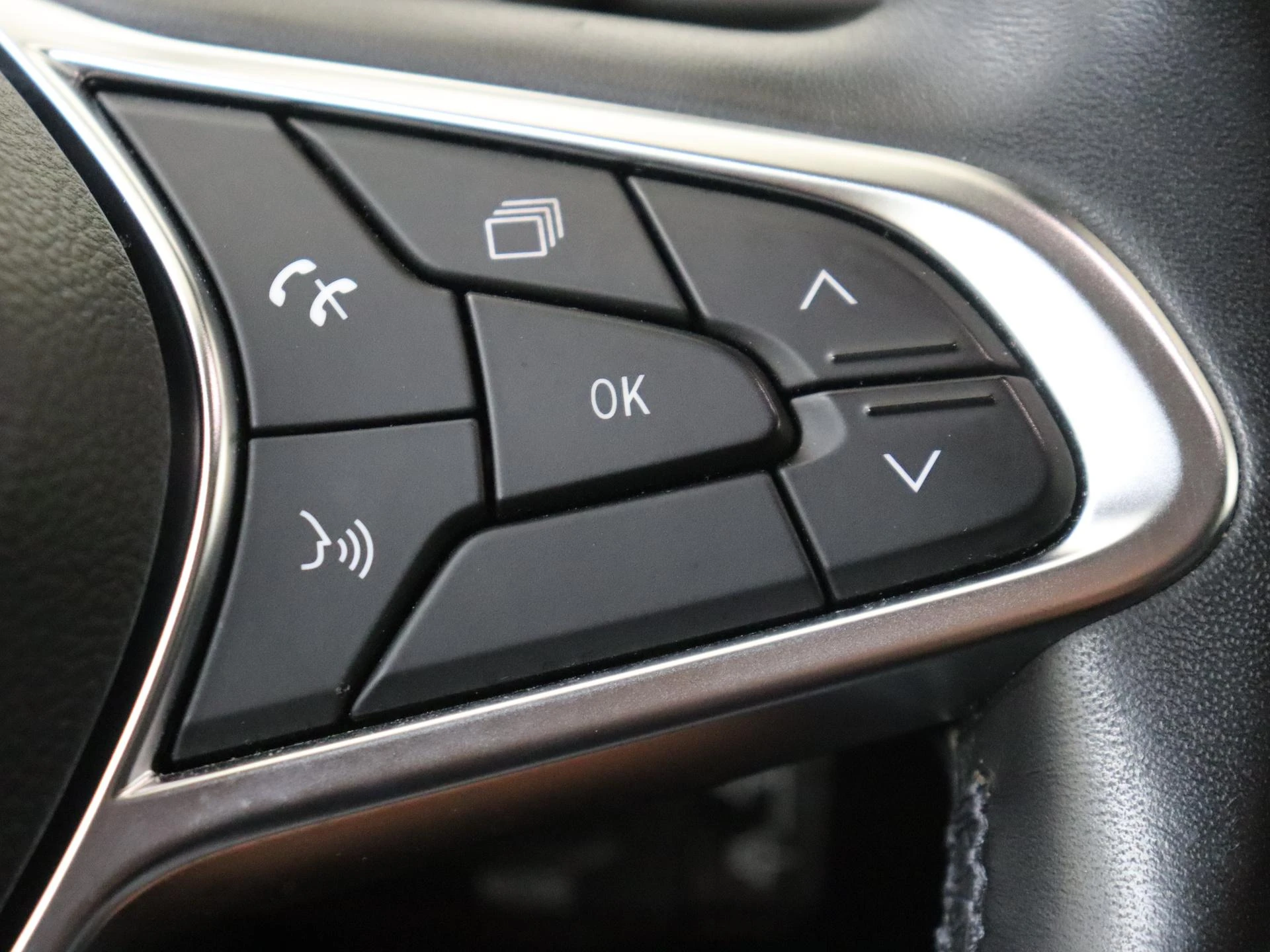 Renault-Captur-image-12