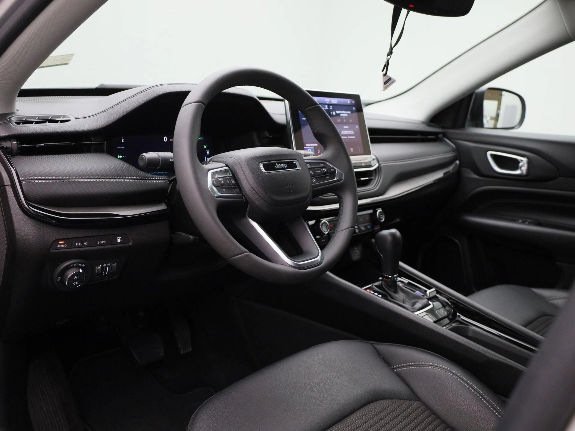 Jeep-Compass-image-28