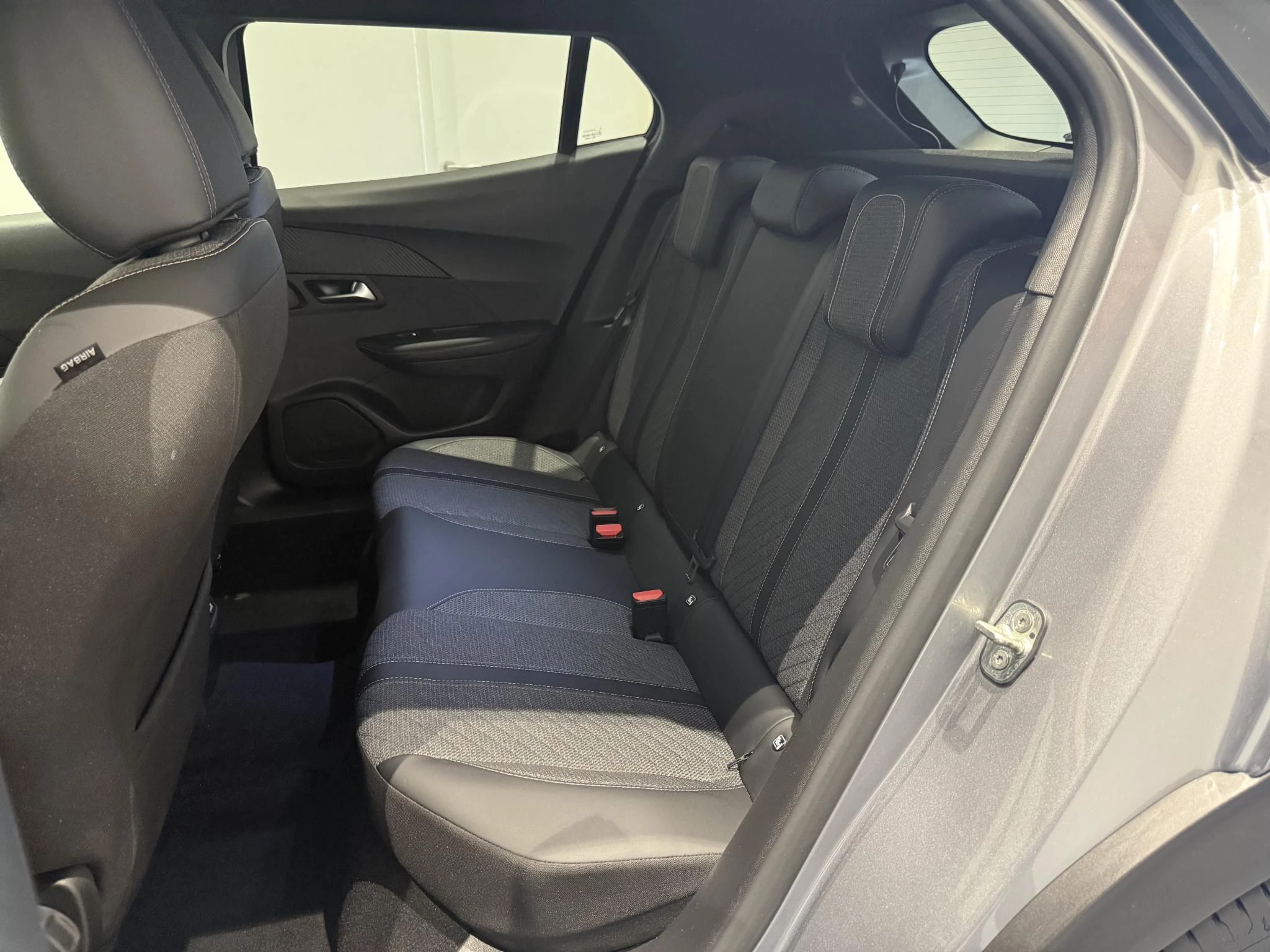 Peugeot-2008-image-8