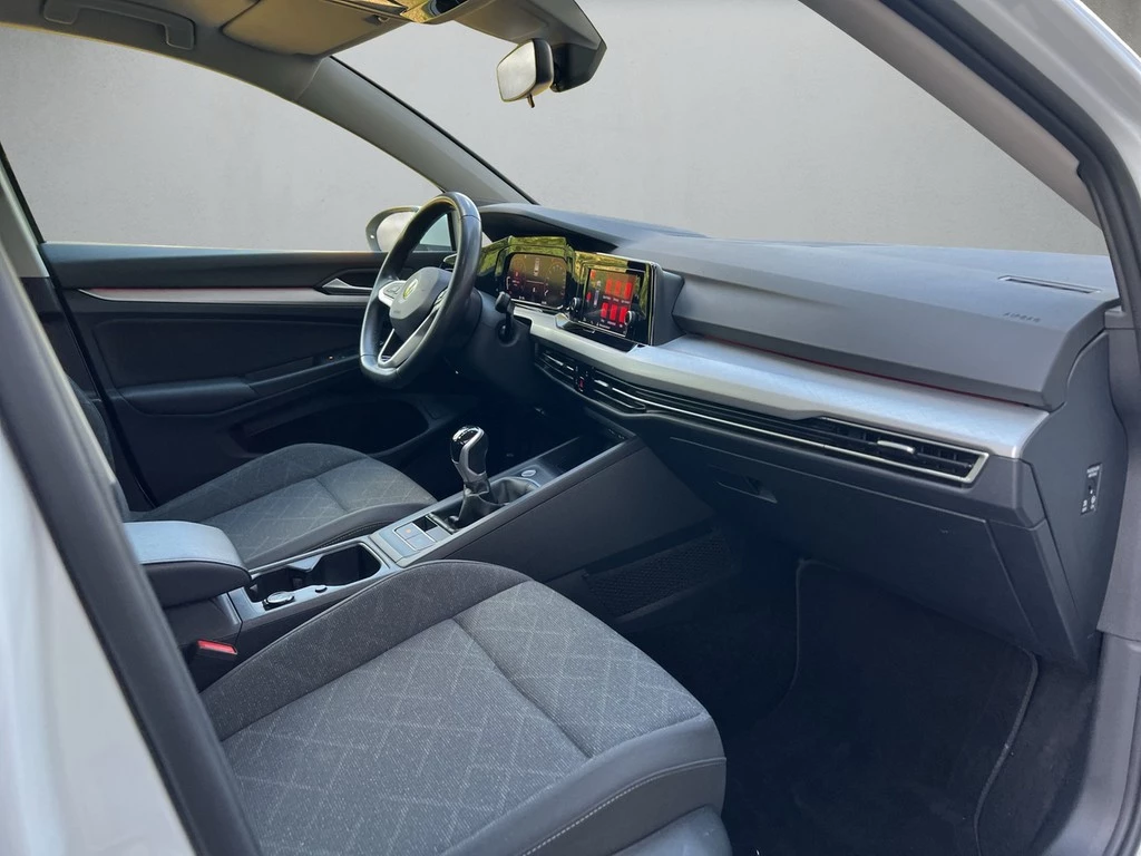 Volkswagen Golf VIII Variant 1.0 TSI Life
