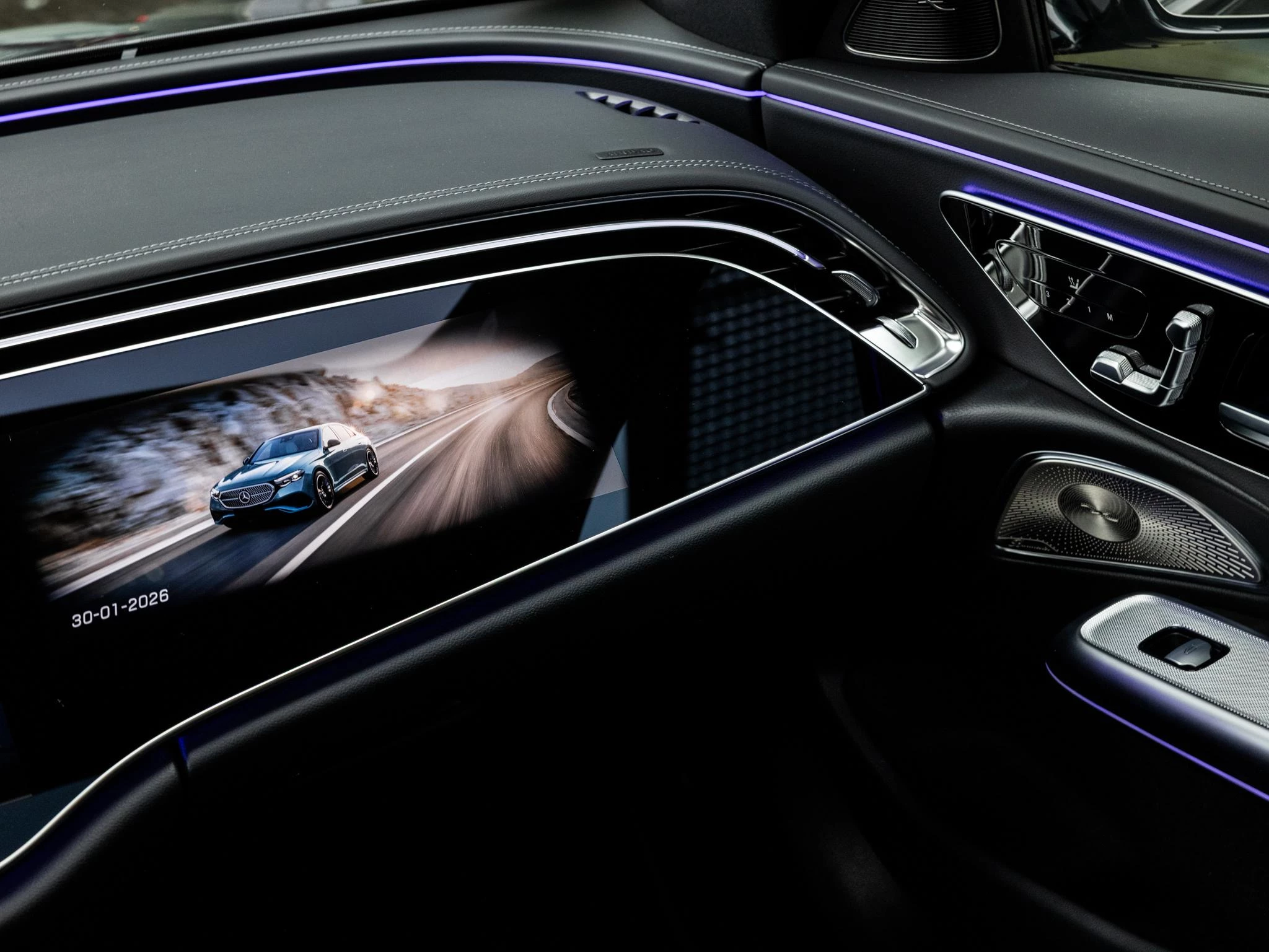 Mercedes-Benz-E-Klasse-image-22