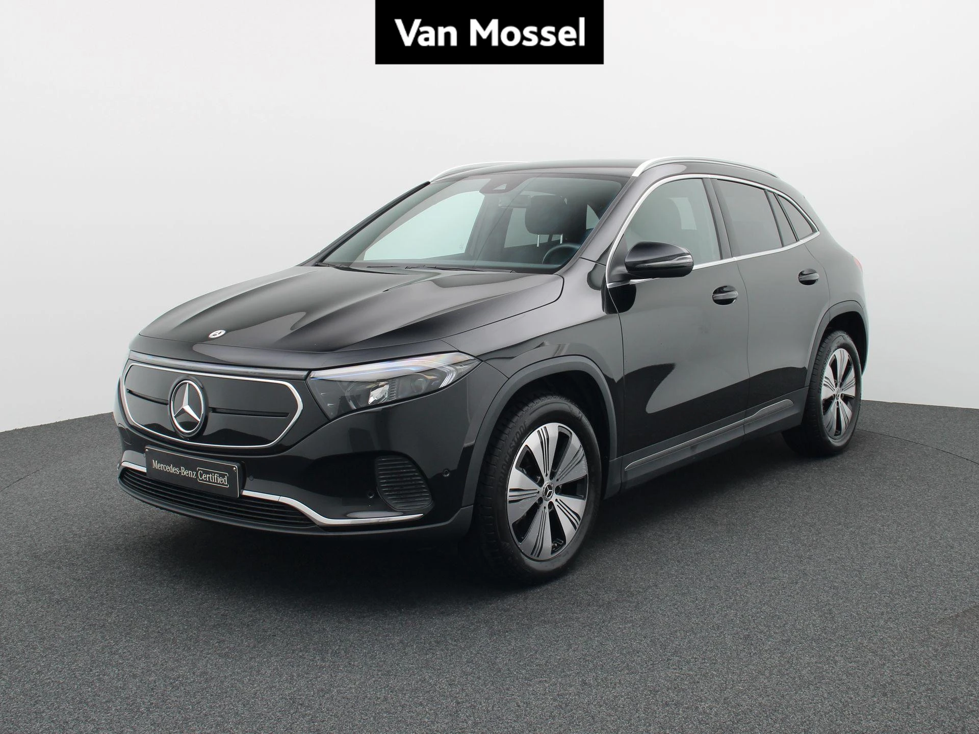 Mercedes-Benz-EQA-image-0