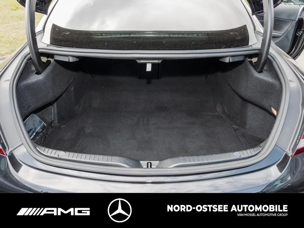 Mercedes-Benz C-Klasse 300 Coupé AMG NIGHT KAMERA NAVI PANO MULTIBEAM AMG Line