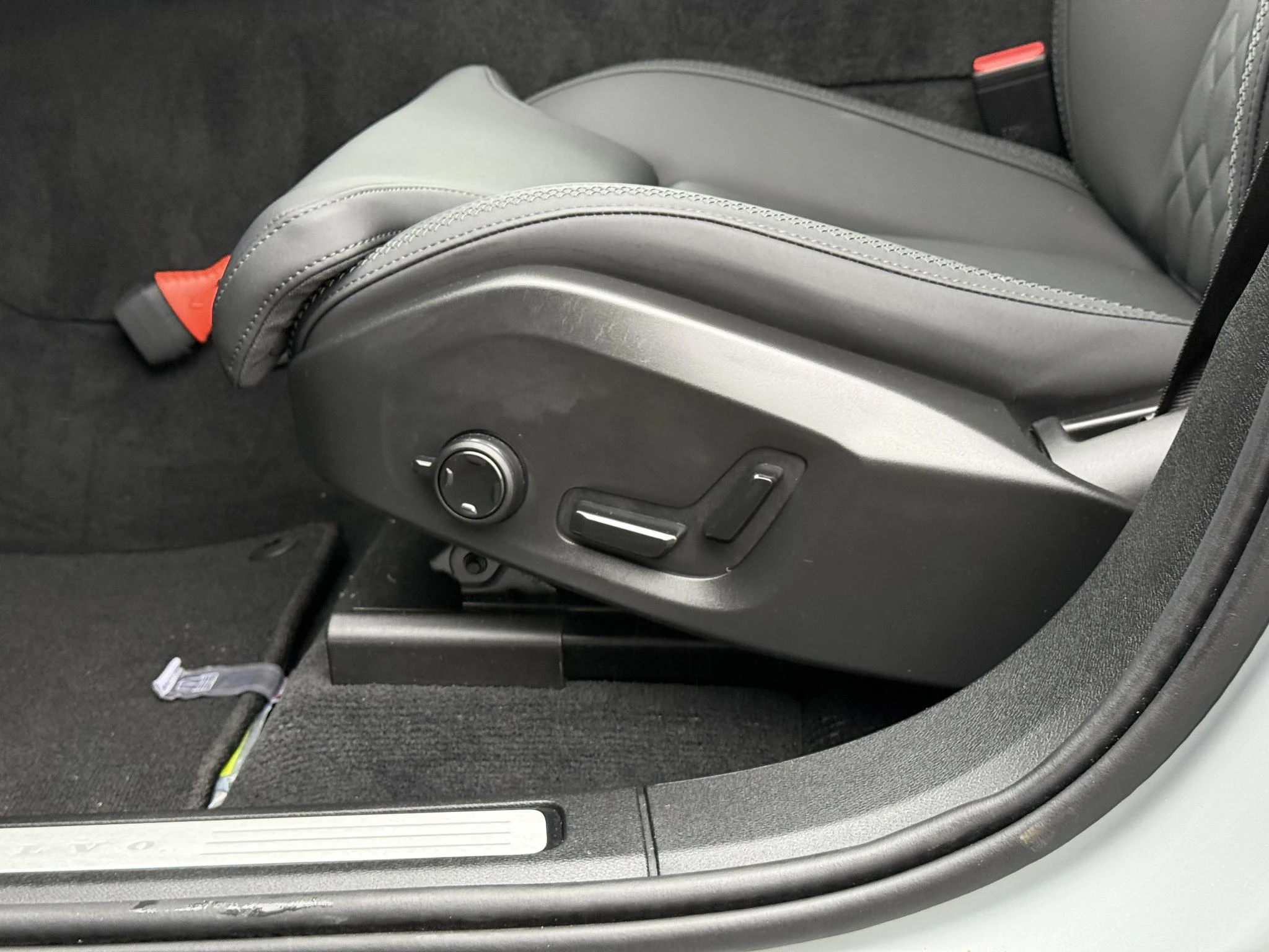 Volvo-XC60-image-20