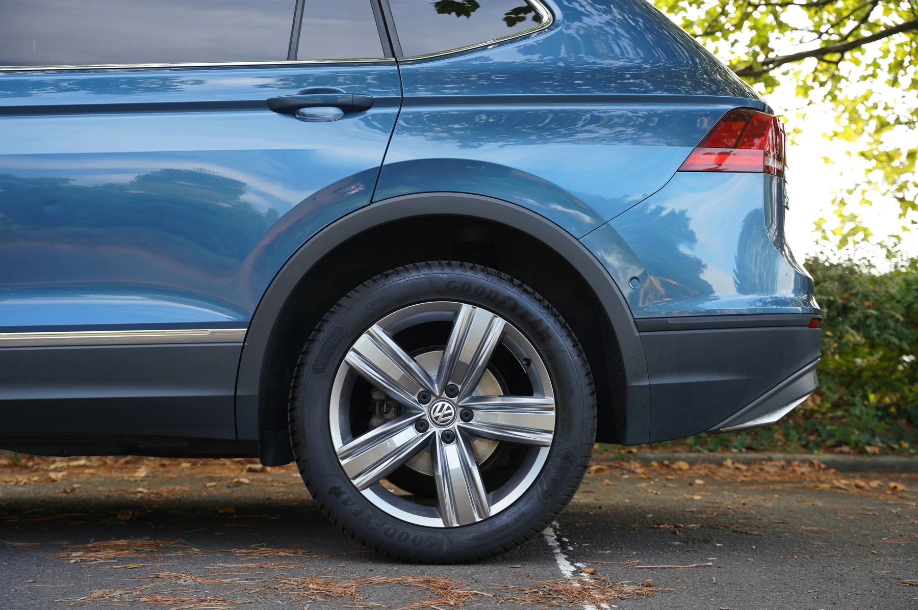 Volkswagen-Tiguan Allspace-image-34