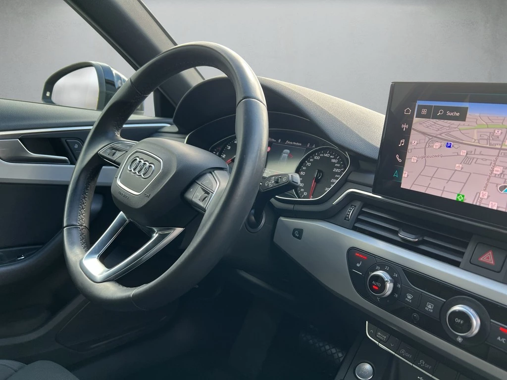 Audi A4 Avant 40 TFSI S tronic *Navi*