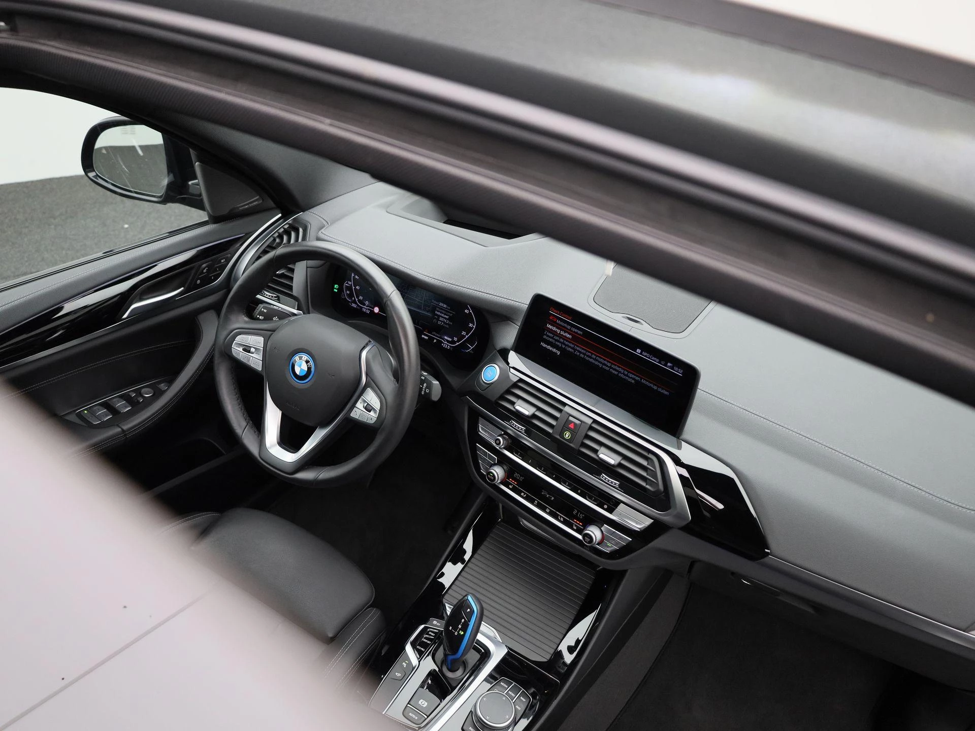 BMW iX3 Executive 80 kWh