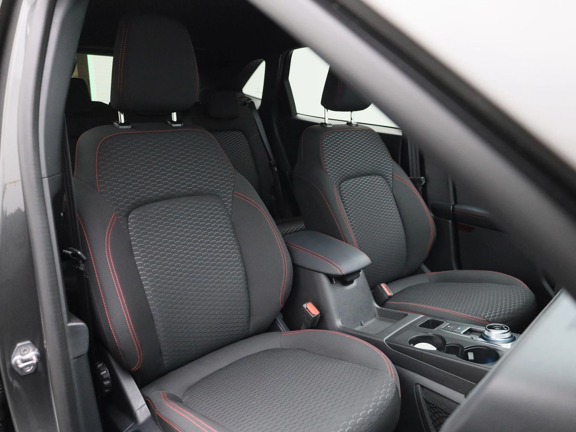 Ford-Kuga-image-39