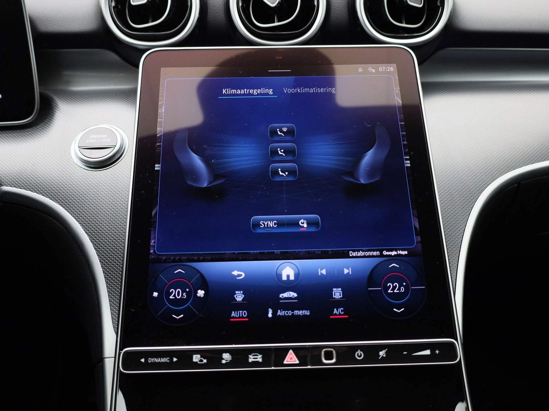 Mercedes-Benz-C-Klasse-image-17