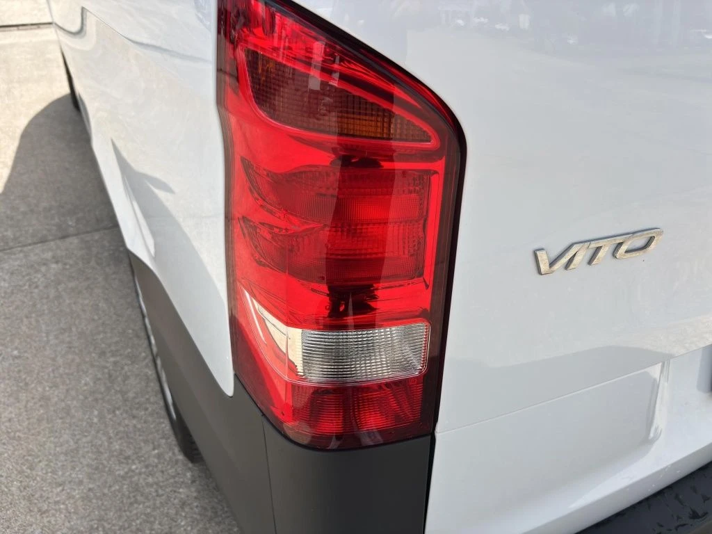 Mercedes-Benz-Vito 116-image-12