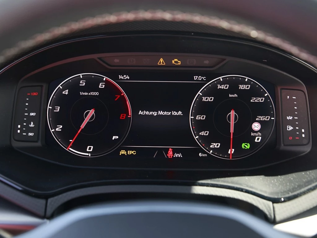 SEAT-Arona-image-13