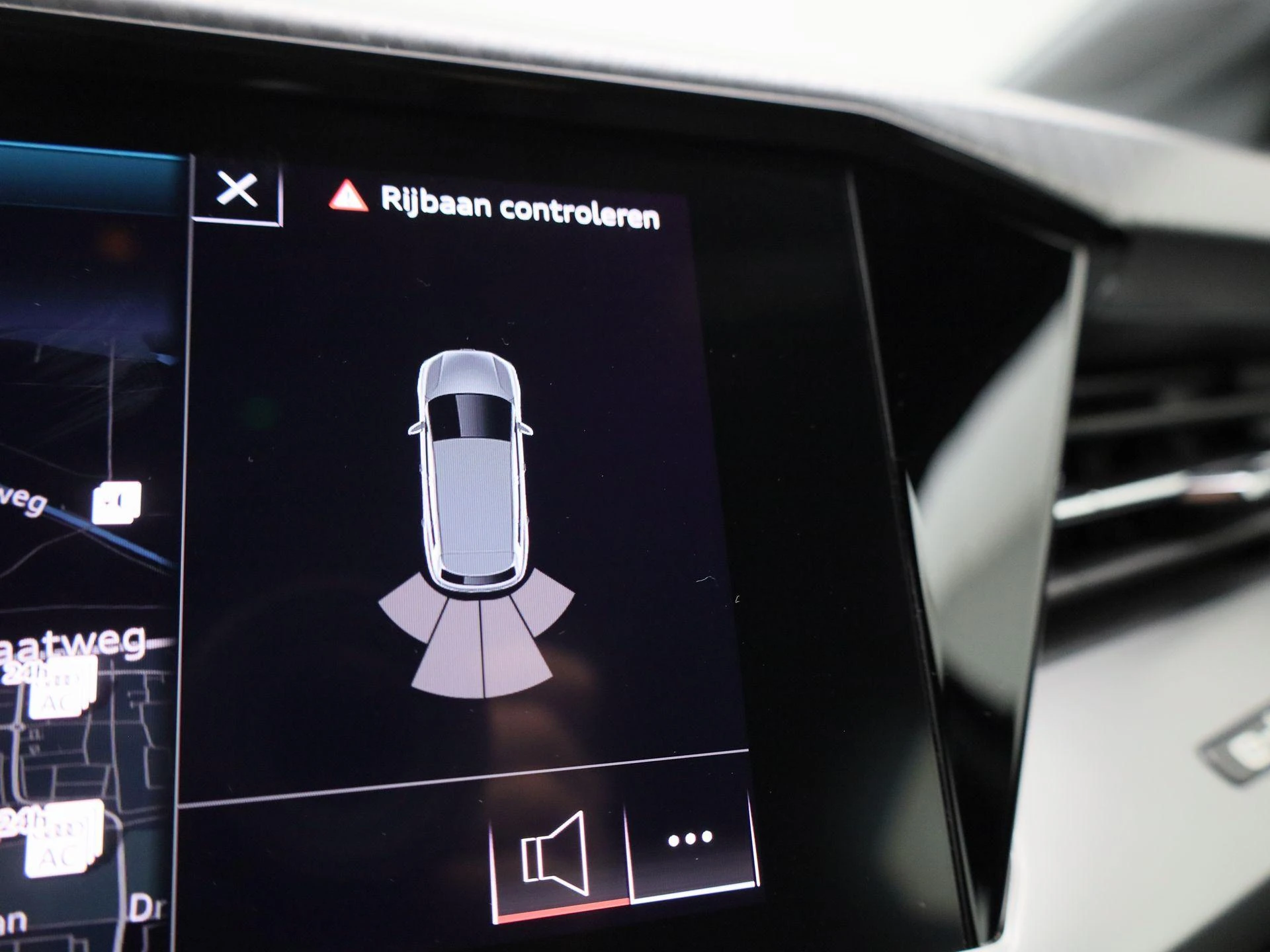 Audi-Q4 e-tron-image-31