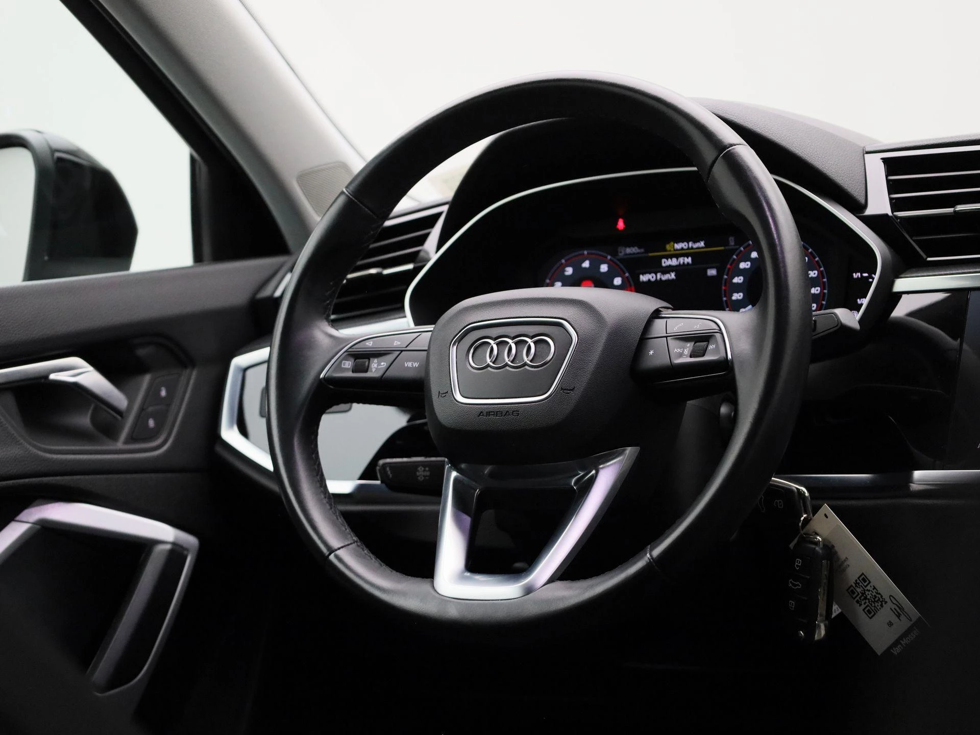 Audi-Q3-image-33